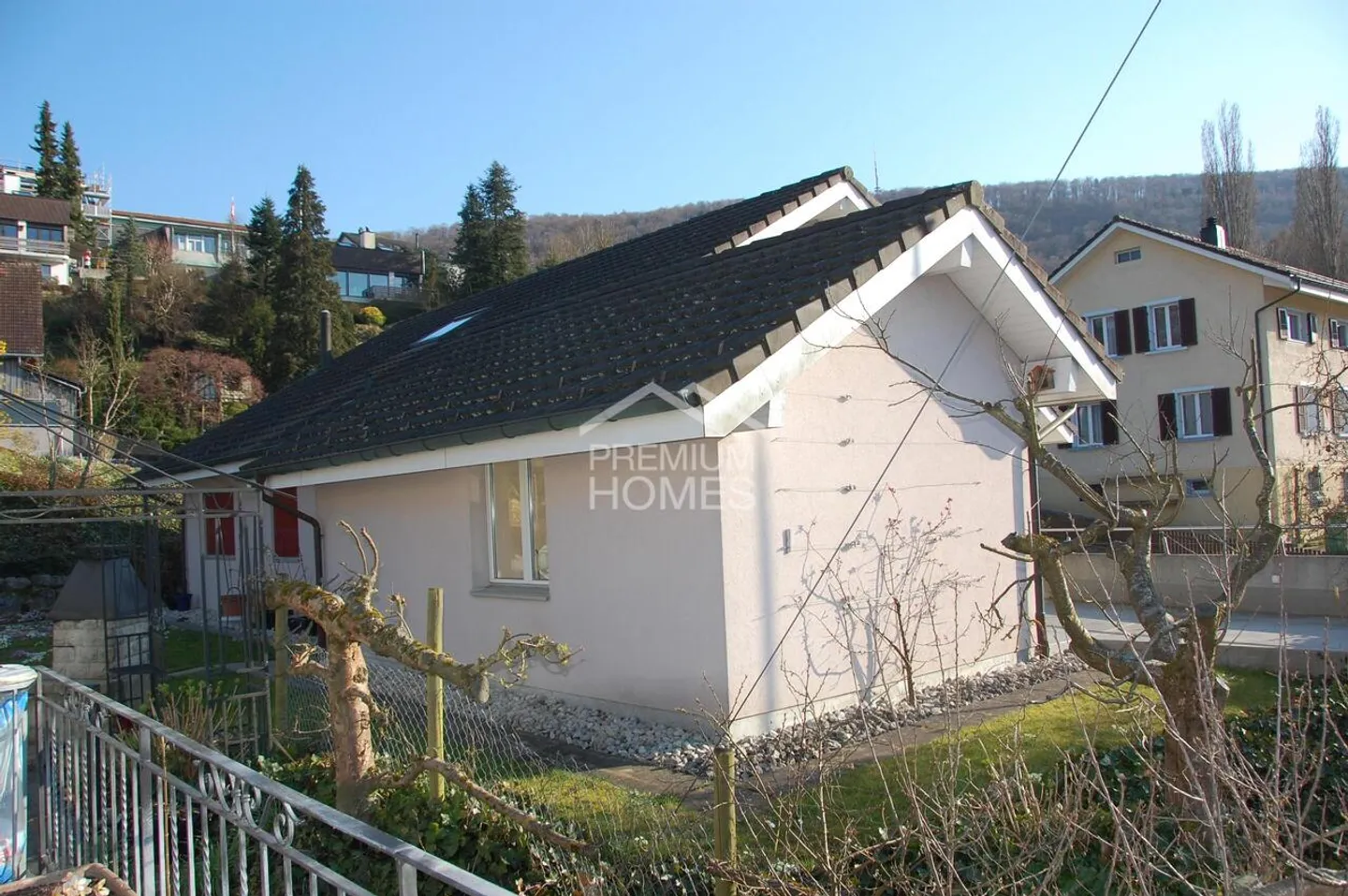 Stylish Family Home with Terrace - Photo 3 of 11