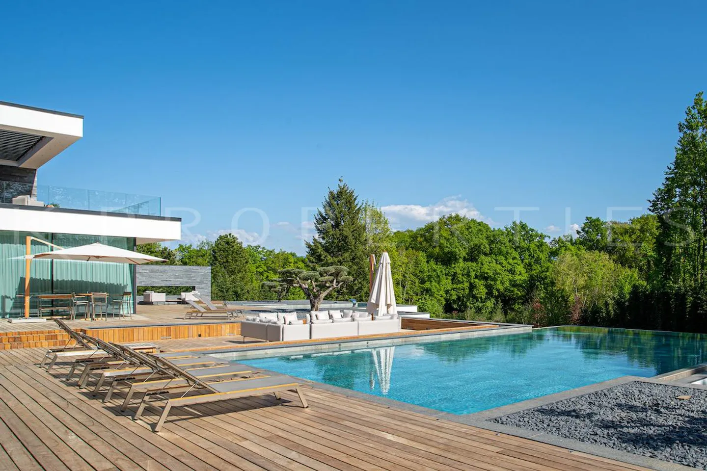 Villa Contemporanea di Lusso - Foto 4 di 26