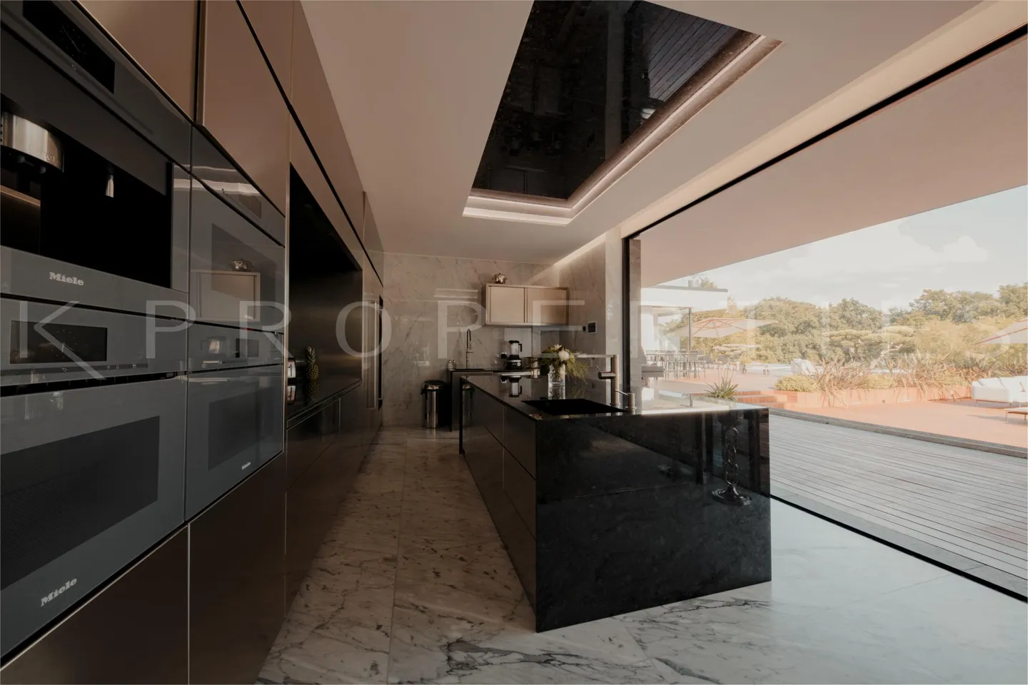 Villa Contemporanea di Lusso - Foto 7 di 26