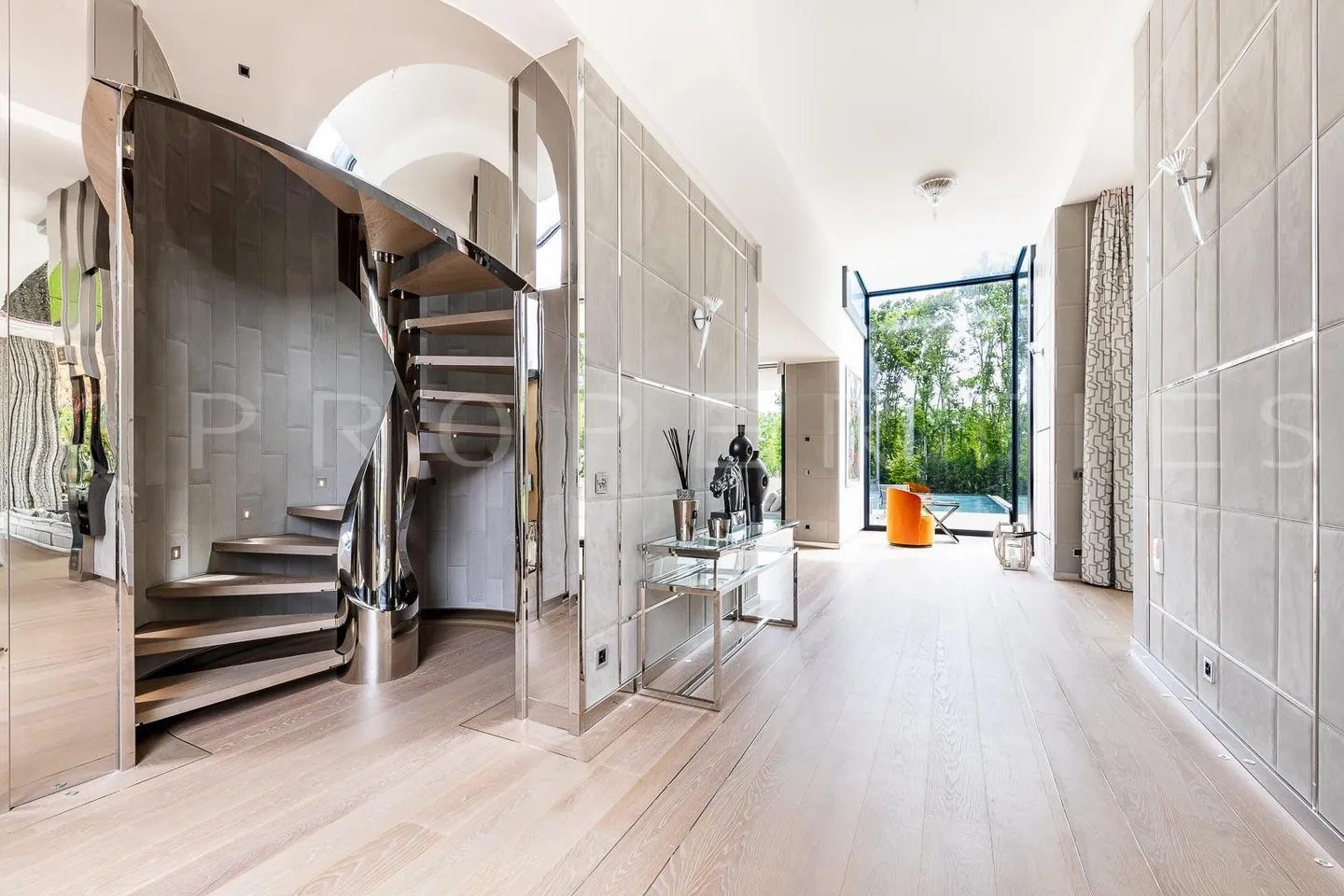 Villa Contemporanea di Lusso - Foto 10 di 26