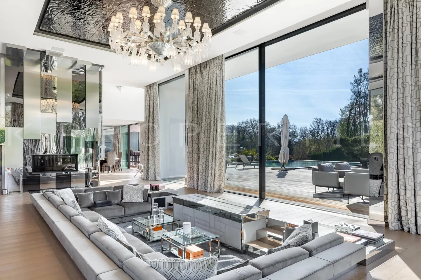 Villa Contemporanea di Lusso - Foto 24 di 26