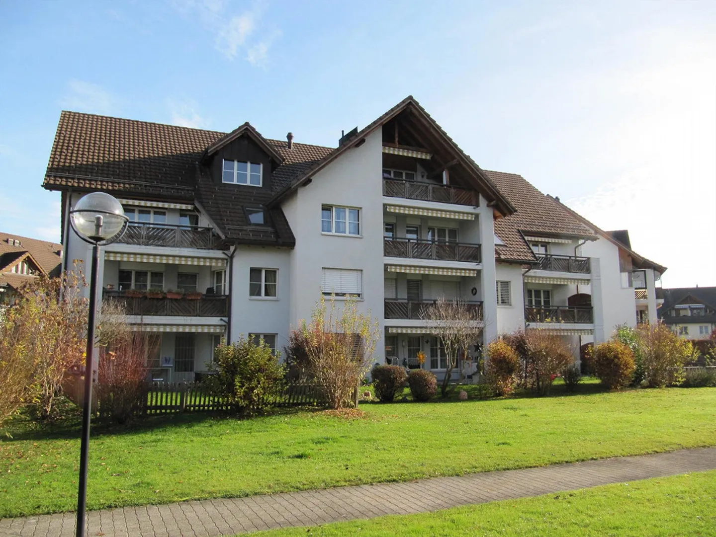 Ampio appartamento di 4,5 stanze al 2° piano - Foto 9 di 12