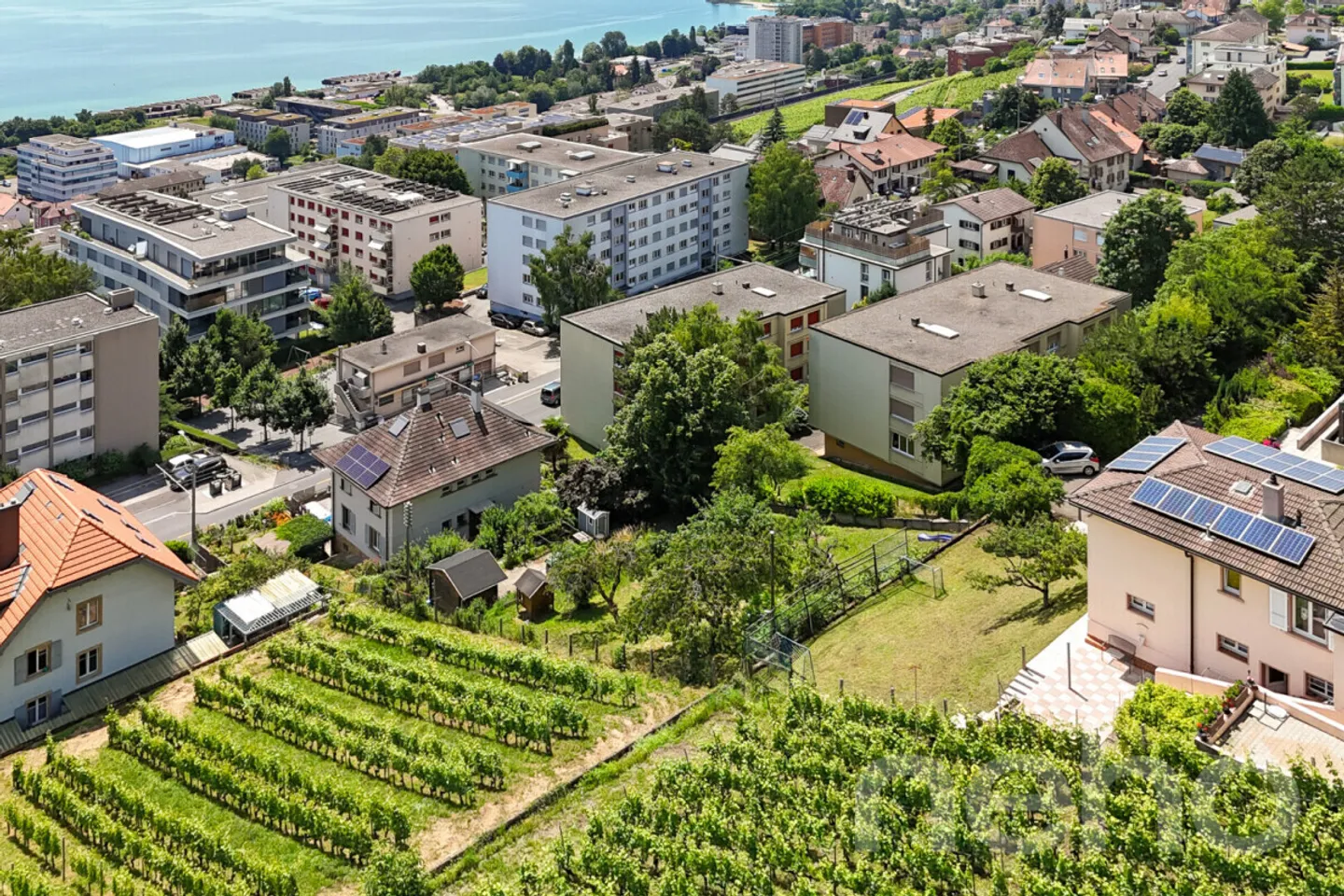 Selten in Neuchâtel - Baugrundstück mit Seeblick - Foto 7 di 12