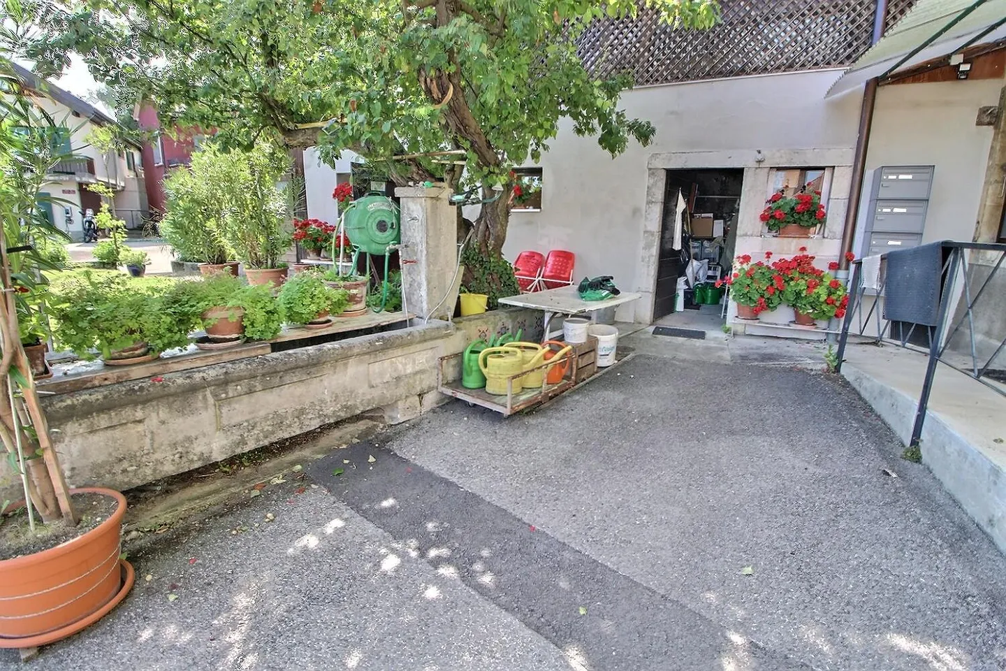 Bel appartement en vente au comptant sans loyer - Photo 2 sur 15