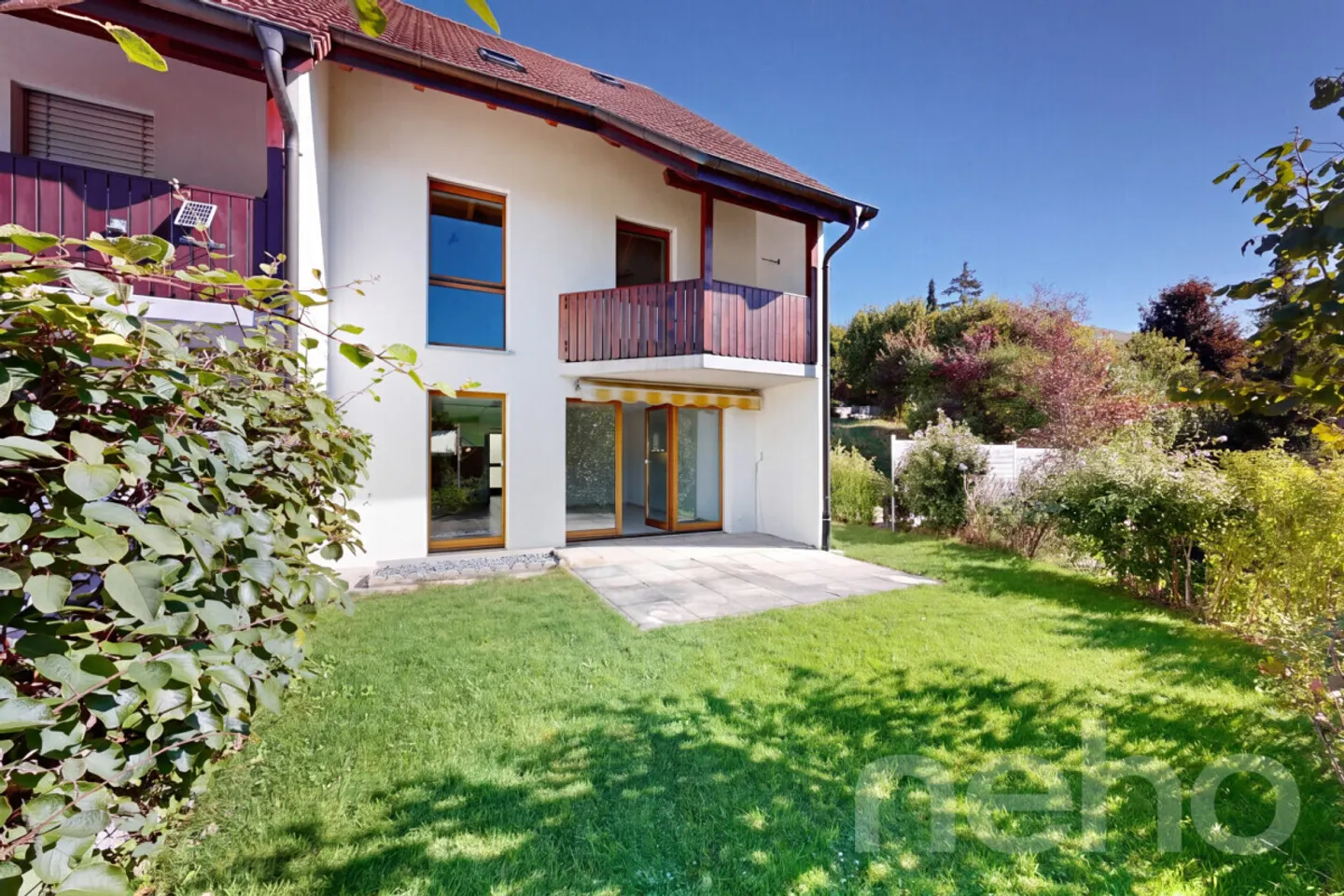 Maison de ville spacieuse en coin avec jardin et potentiel d'extension à Zuzgen - Photo 1 sur 12