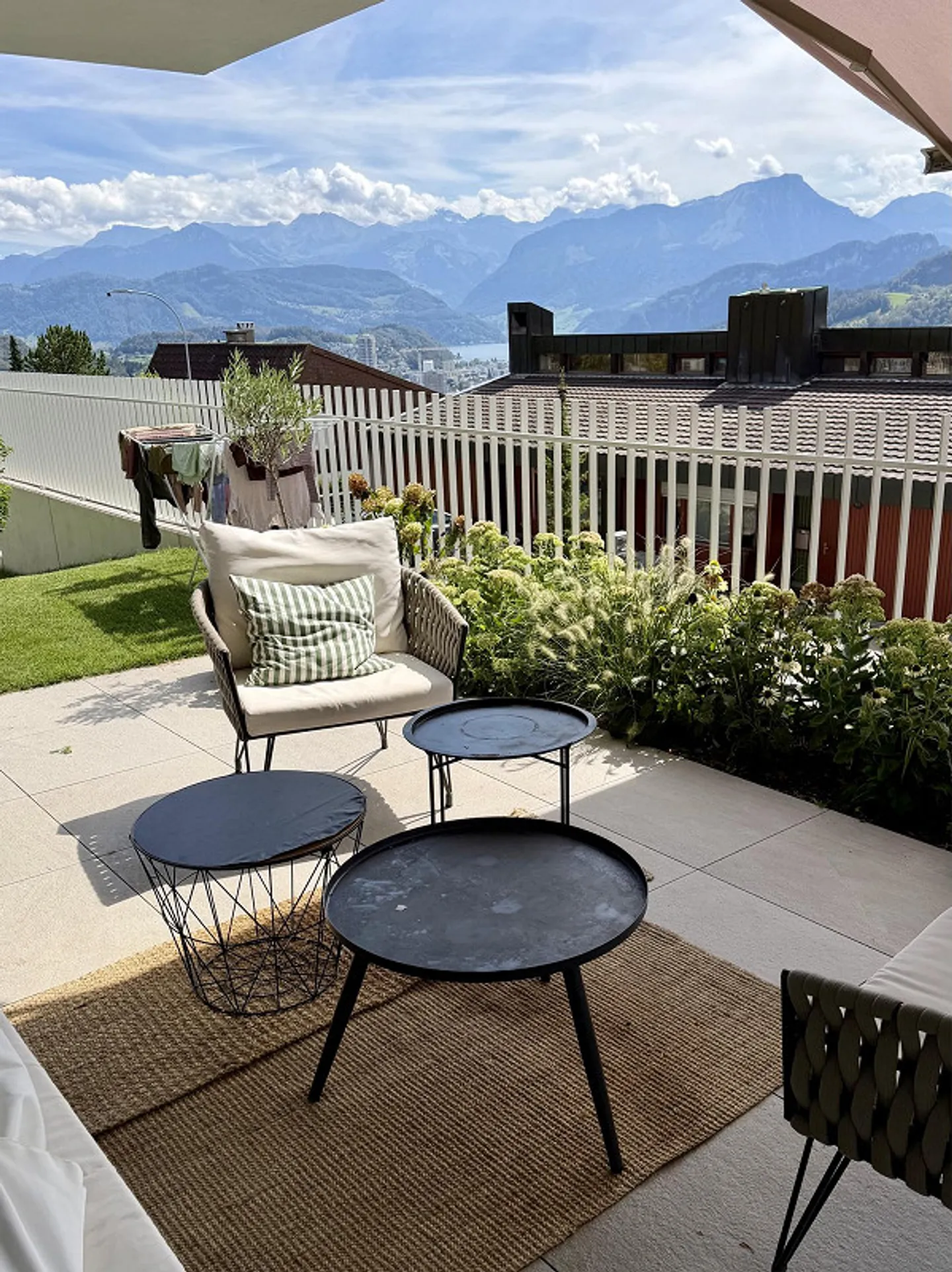 Furnished 5.5 Garden Maisonette for Subletting 3 Months from 9.2.2027 - Photo 1 of 11