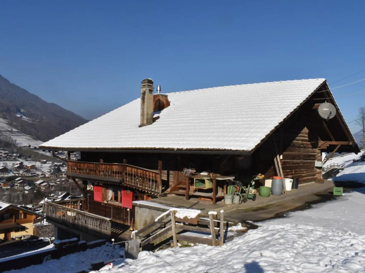 Chenarlier - Ferme + annexes à rénover - Photo 1 sur 9