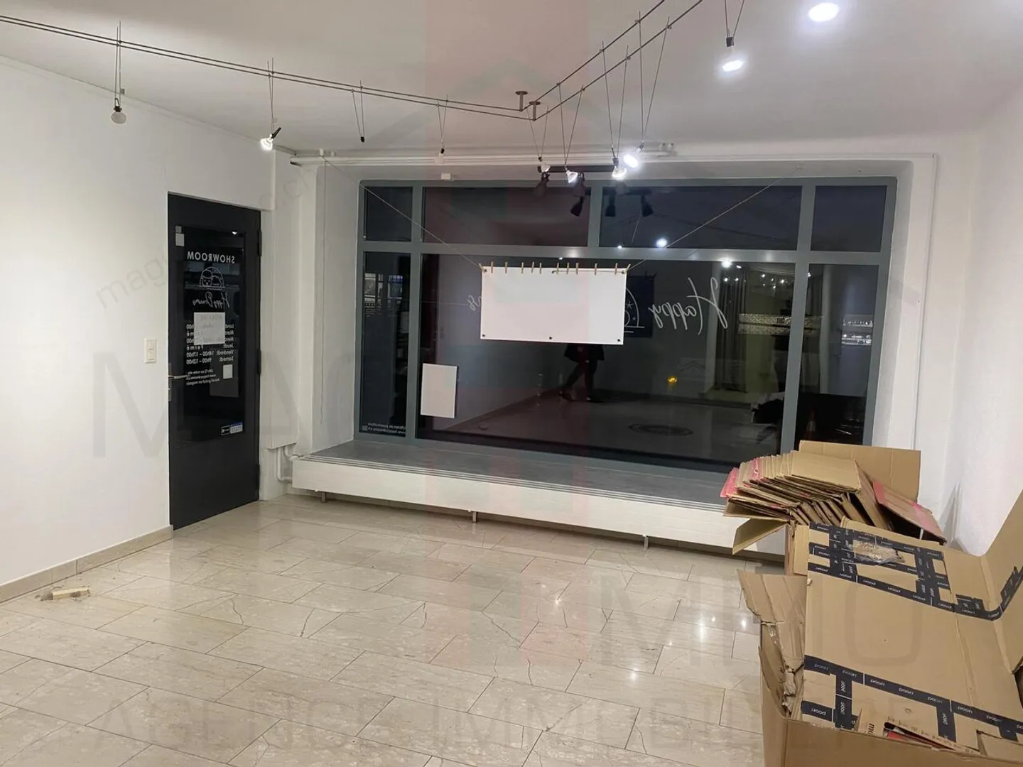 Gewerbefläche mit Schaufenster im Stadtzentrum von Delémont - Foto 7 von 8