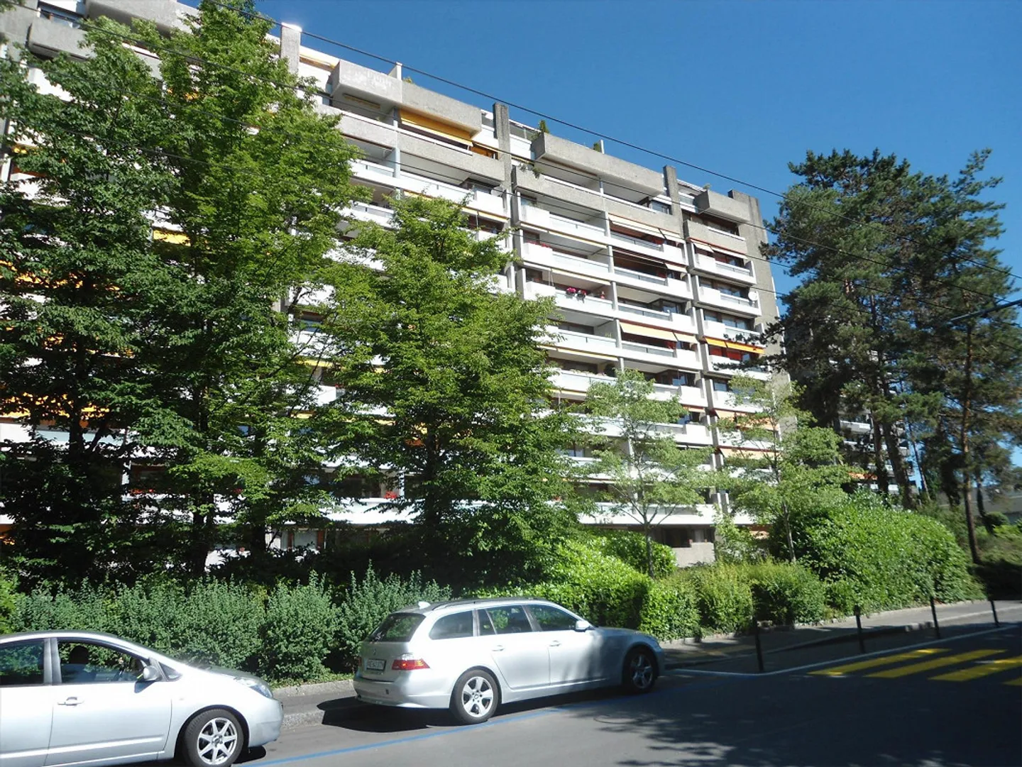 Magnificent 9-room apartment in residential area - Photo 1 of 11