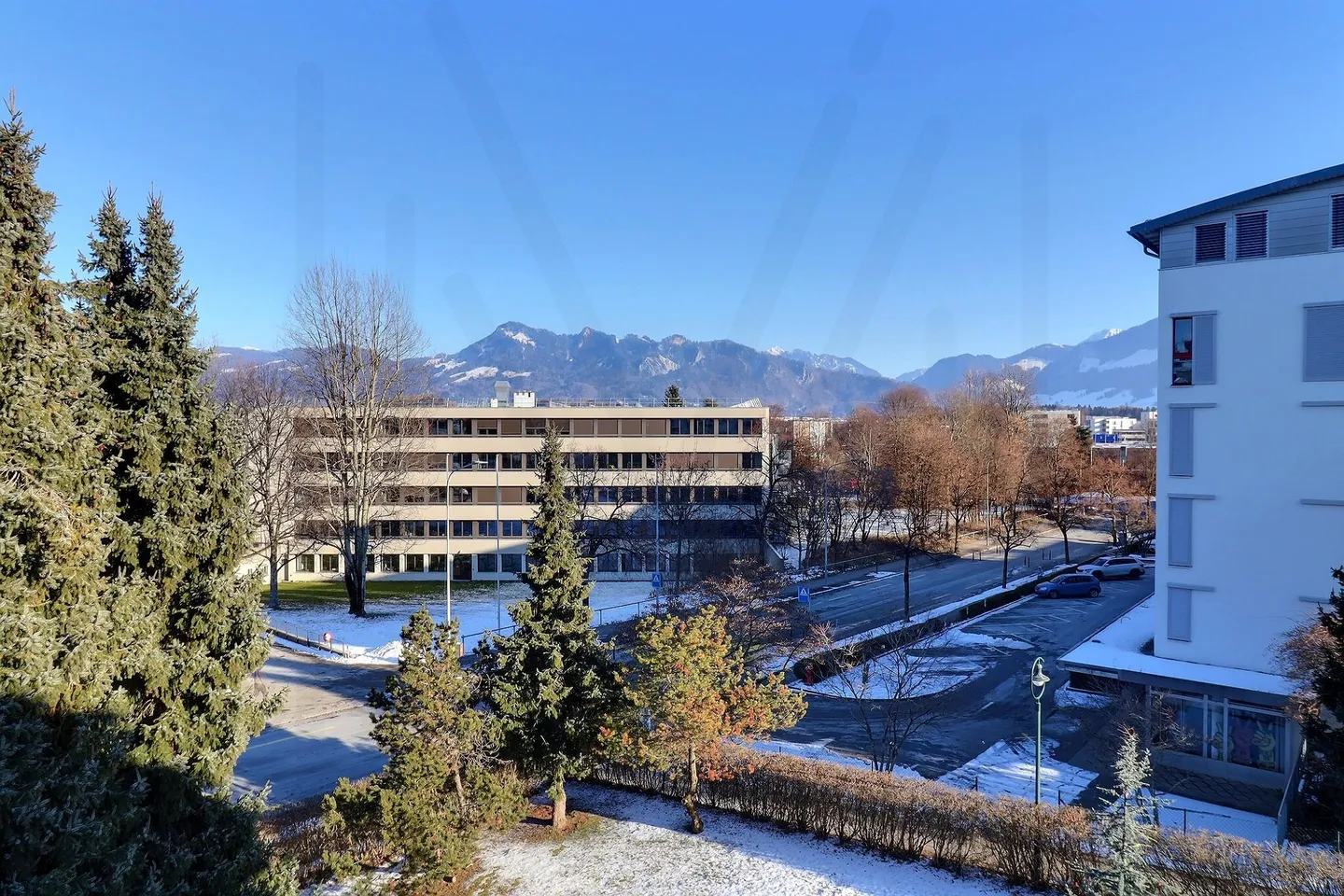 Appartement à vendre - Photo 2 sur 13