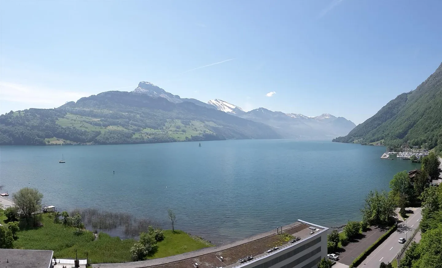 Moderno appartamento di 3,5 stanze con vista lago - Foto 5 di 10