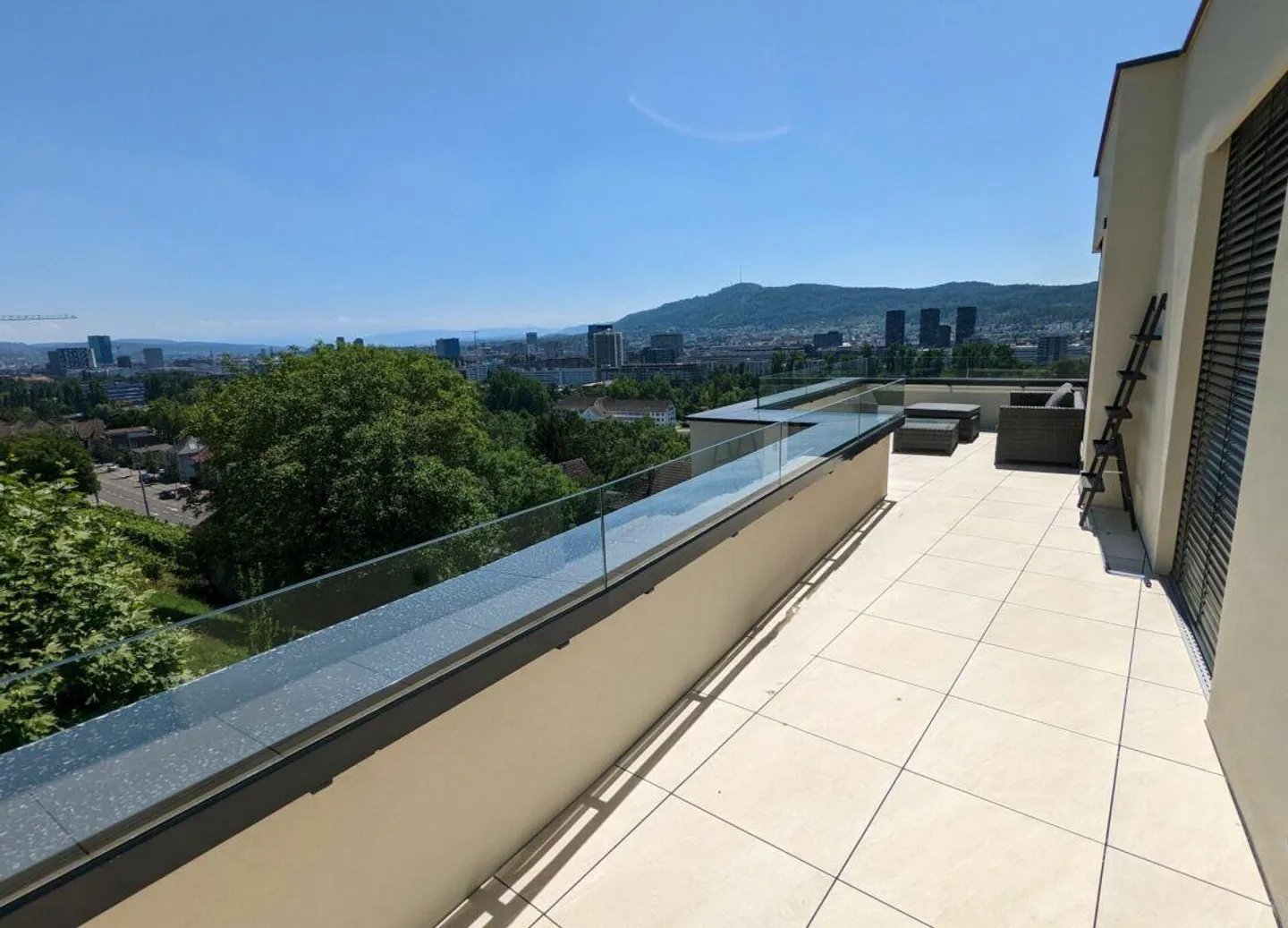 Exklusive Attikawohnung mit Panoramablick auf die Stadt! - Foto 12 von 15