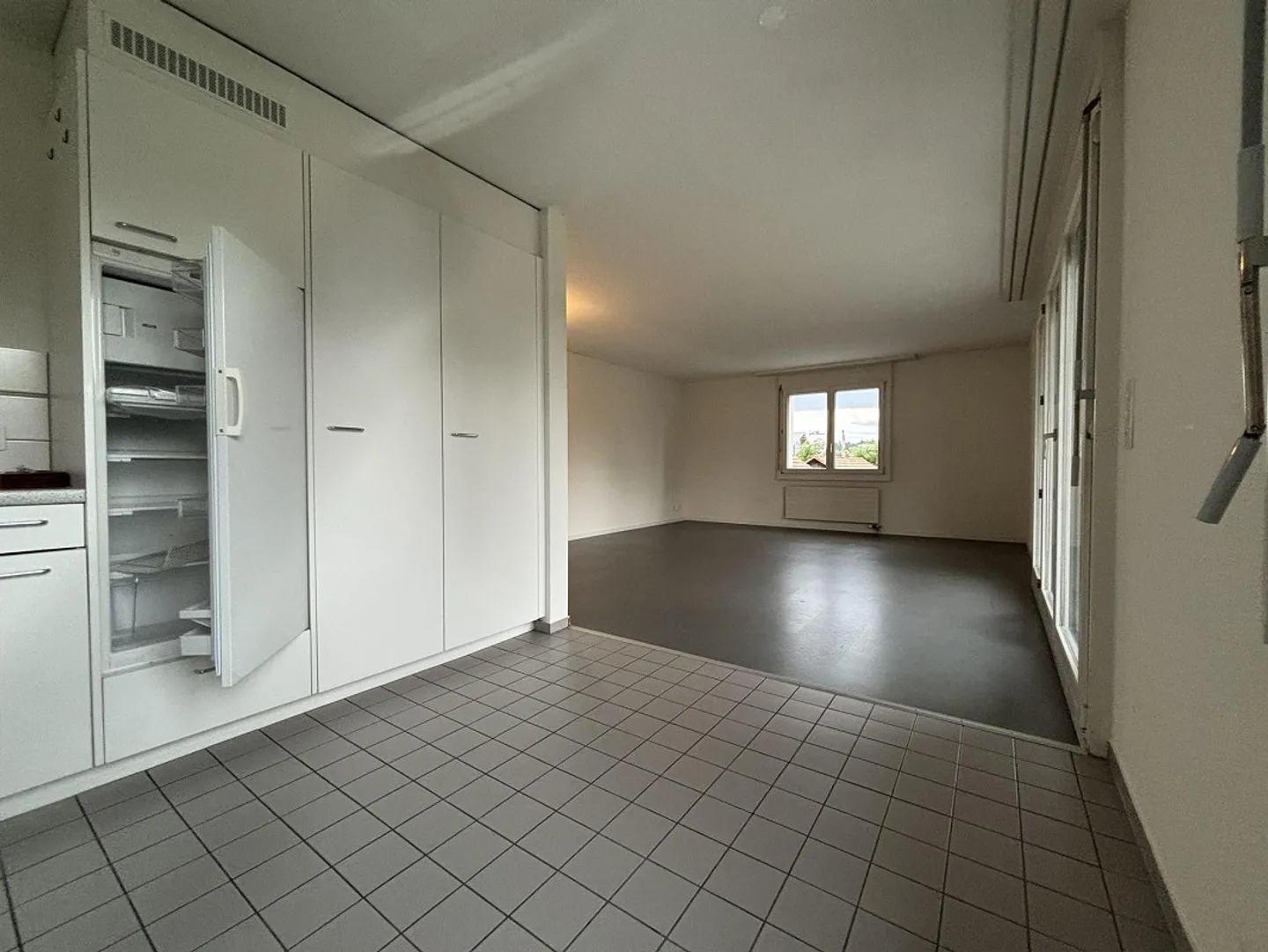 4.5 Room Apartment in a Quiet Location - Photo 2 of 10