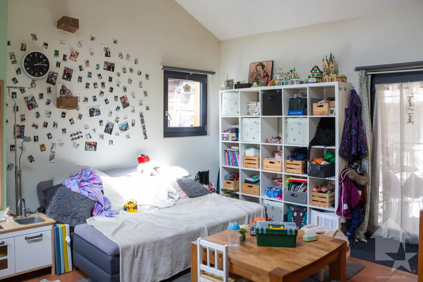 Charming renovated shed with taste - Photo 2 of 13