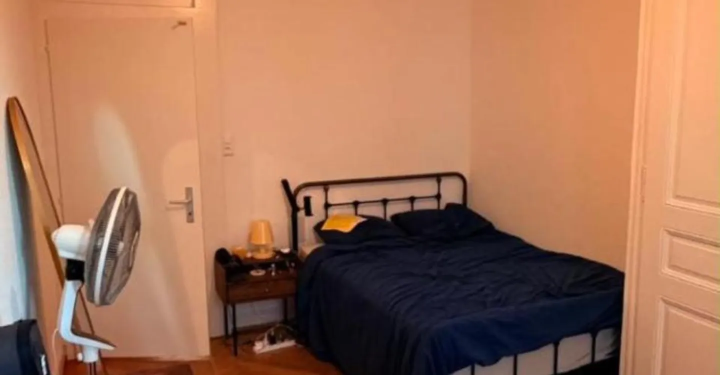 Charming 4-room apartment near the train station - Photo 6 of 8