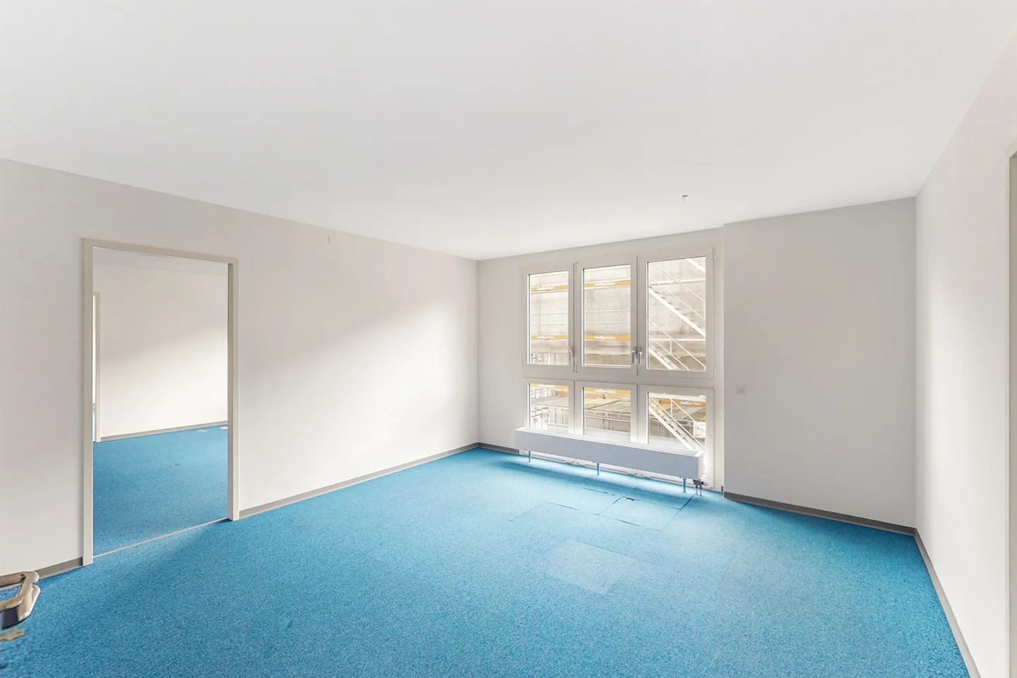 Espace commercial lumineux à quelques pas du centre - Photo 4 sur 9