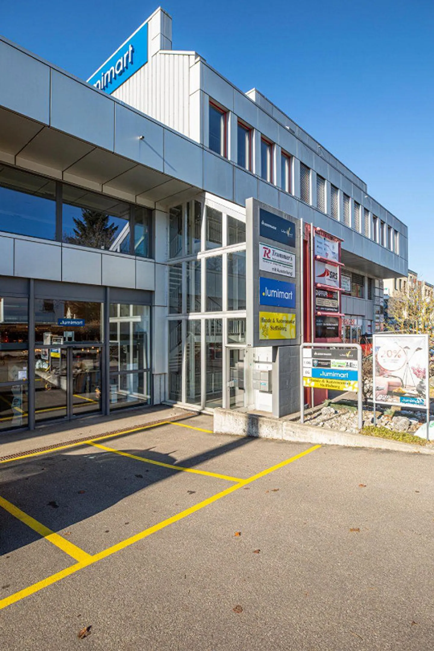 Geräumiger Gewerberaum - Foto 2 von 11