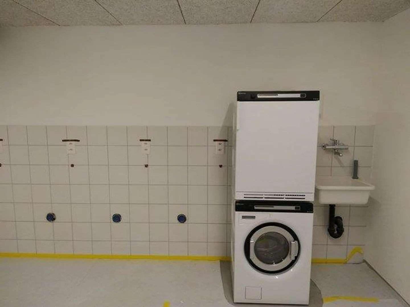 Nous vendons un appartement moderne et spacieux de 4.5 à Lumino - Photo 11 sur 12
