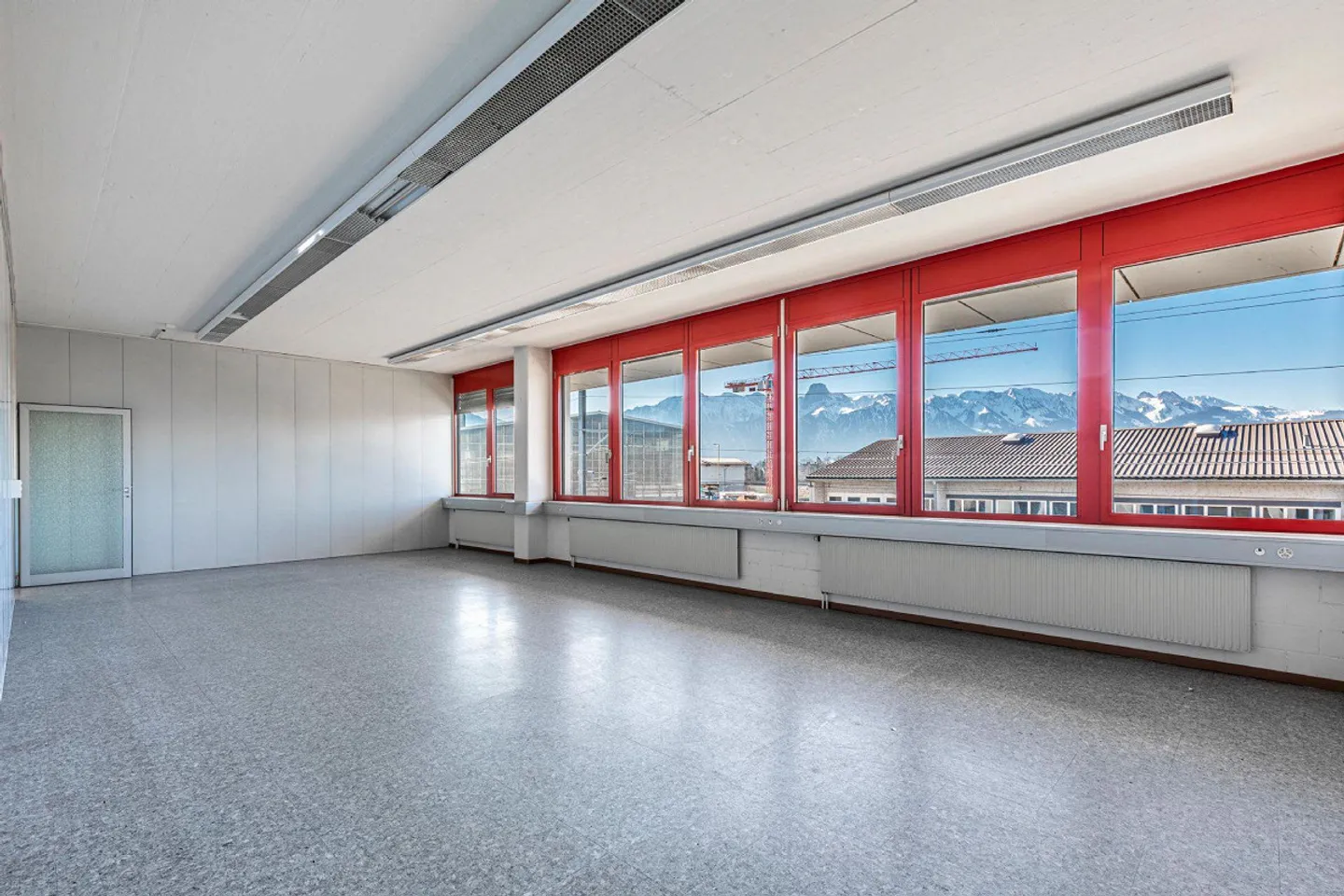 Geräumiger Gewerberaum - Foto 3 von 11