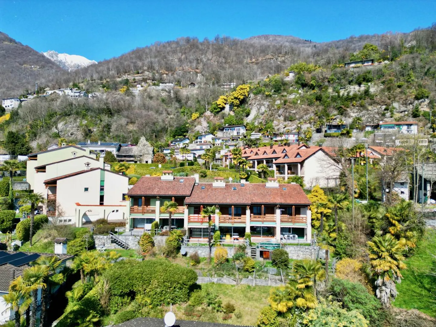 Charmantes Reihenmittelhaus mit Seeblick - Foto 2 von 19