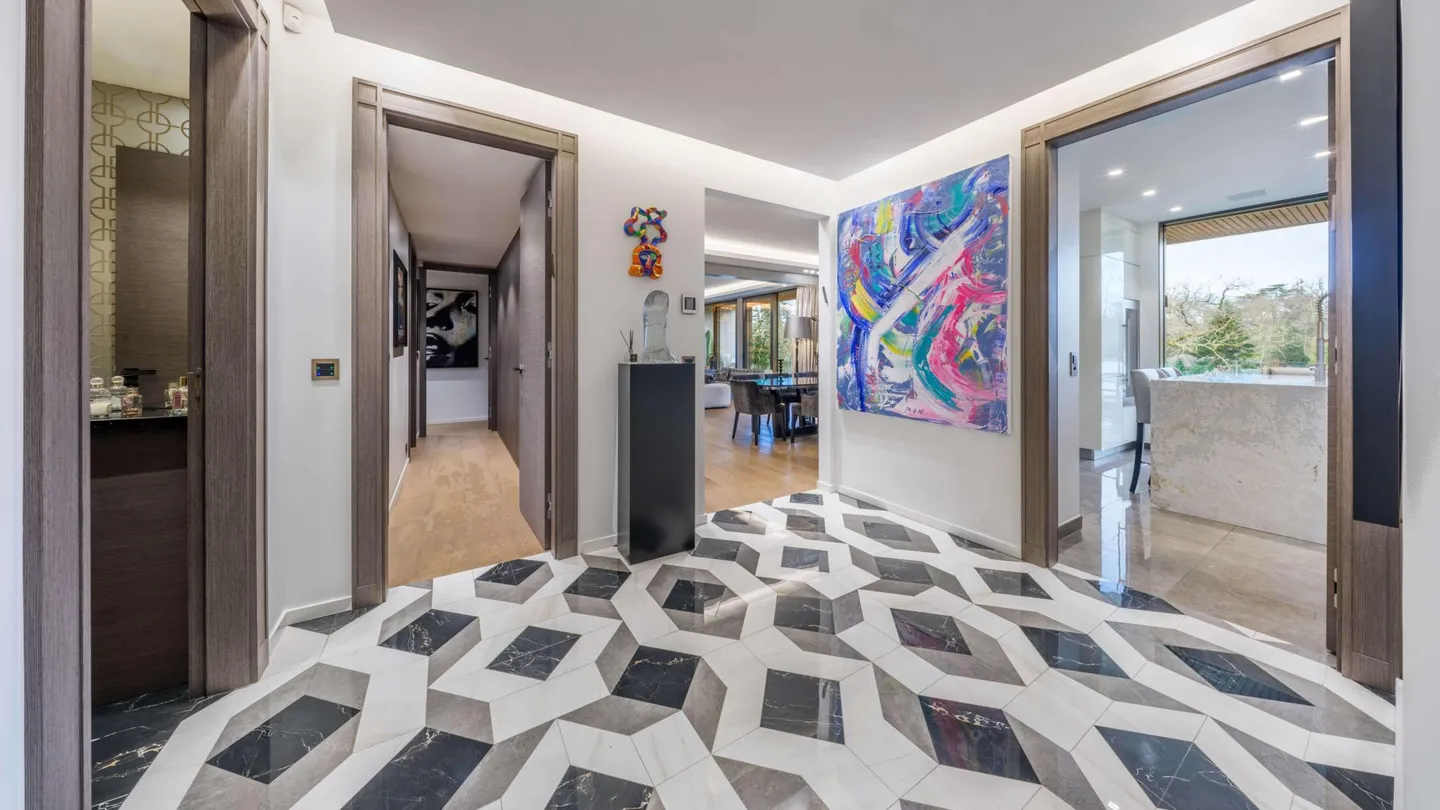 Dachgeschoss-Duplex von außergewöhnlicher Qualität mit weitläufiger Panoramaterrasse - Foto 3 von 7