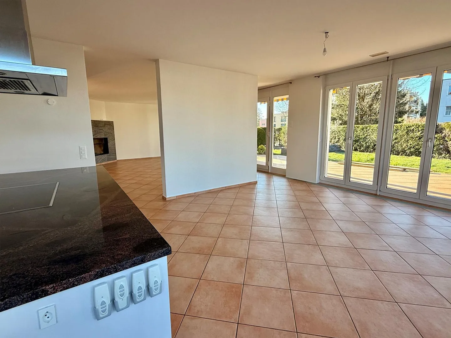 Una casa per arrivare - con luce, tranquillità e concetto di spazio flessibile - Foto 5 di 18