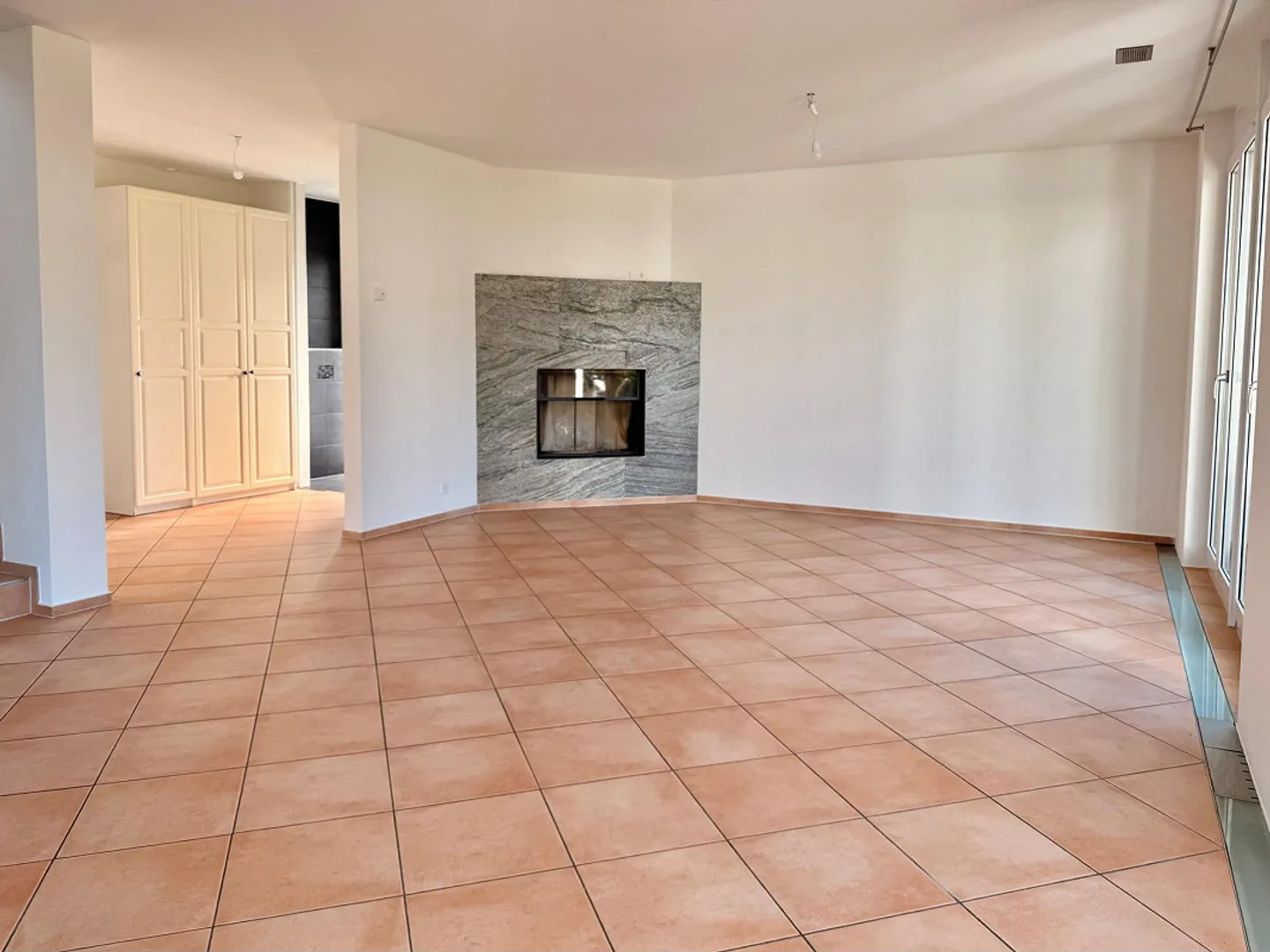 Una casa per arrivare - con luce, tranquillità e concetto di spazio flessibile - Foto 8 di 18