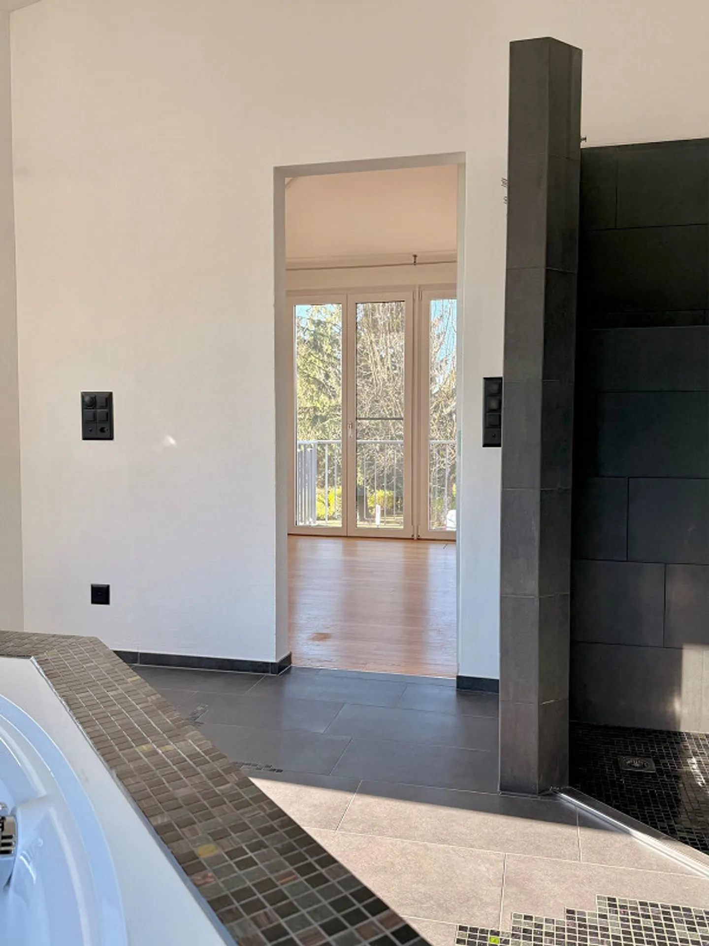 Una casa per arrivare - con luce, tranquillità e concetto di spazio flessibile - Foto 12 di 18