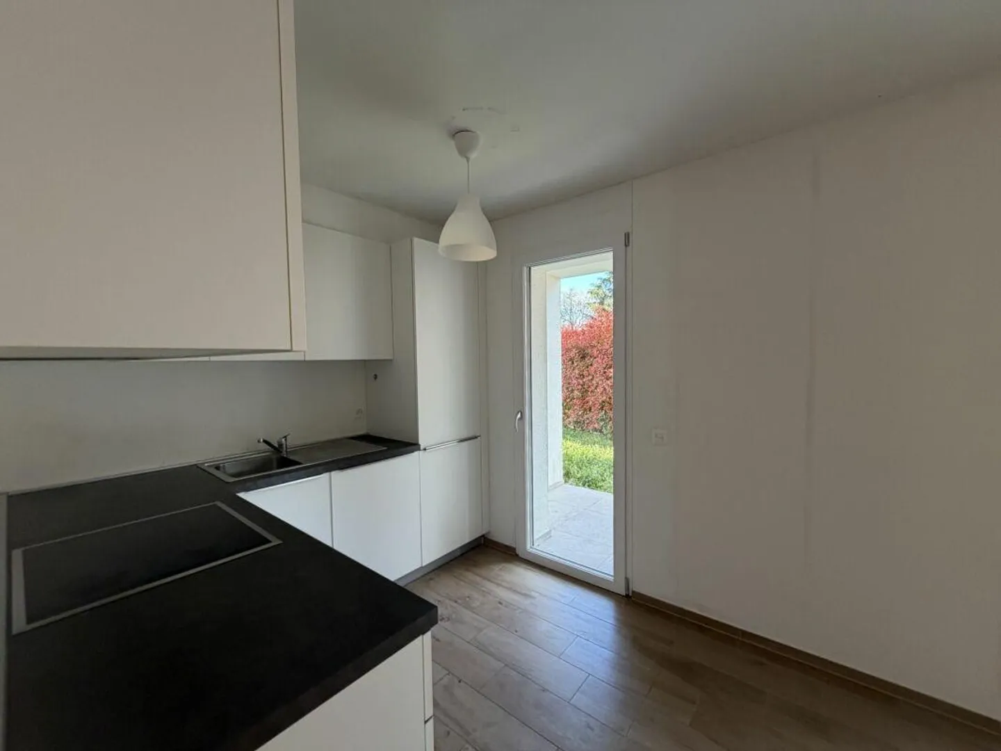 Appartements spacieux et modernes de 3,5 pièces - Photo 6 sur 7