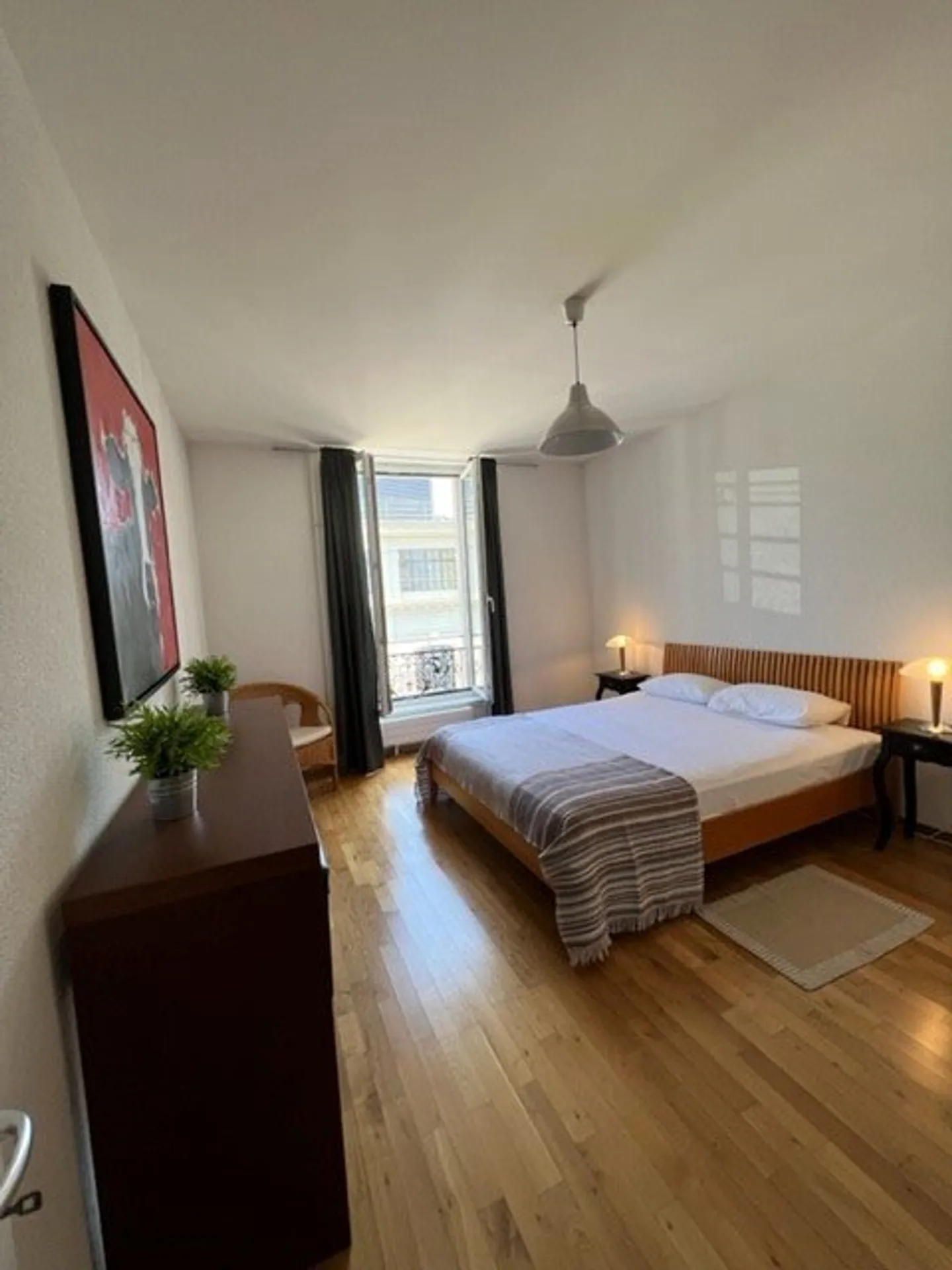 Charming Apartment in Lausanne - Photo 5 of 8