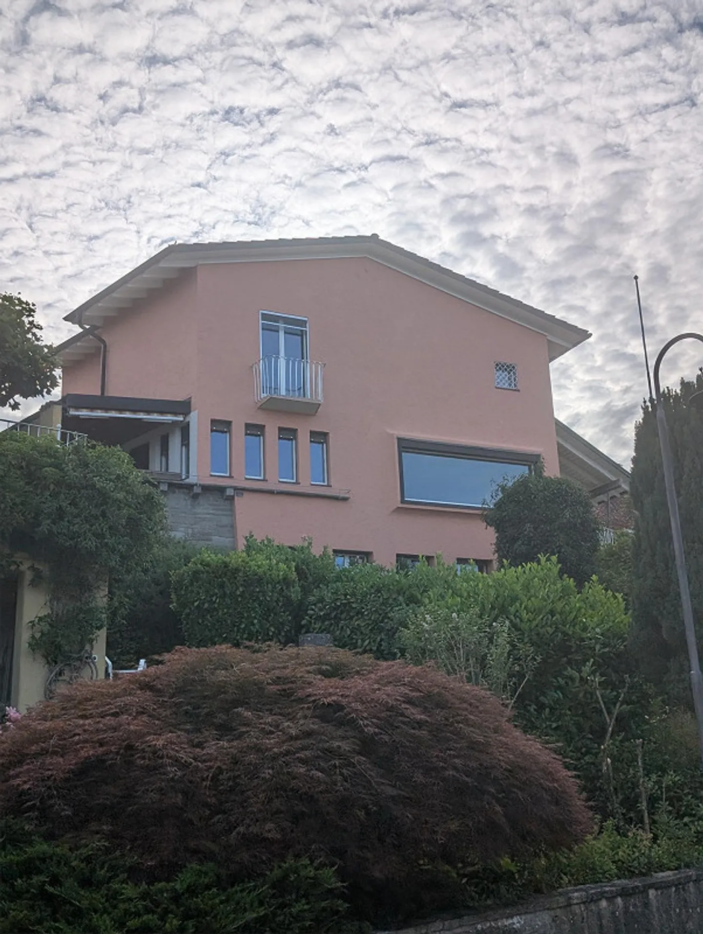 Maison individuelle de 8 1/2 pièces avec vue imprenable sur le lac et la montagne - Photo 2 sur 27