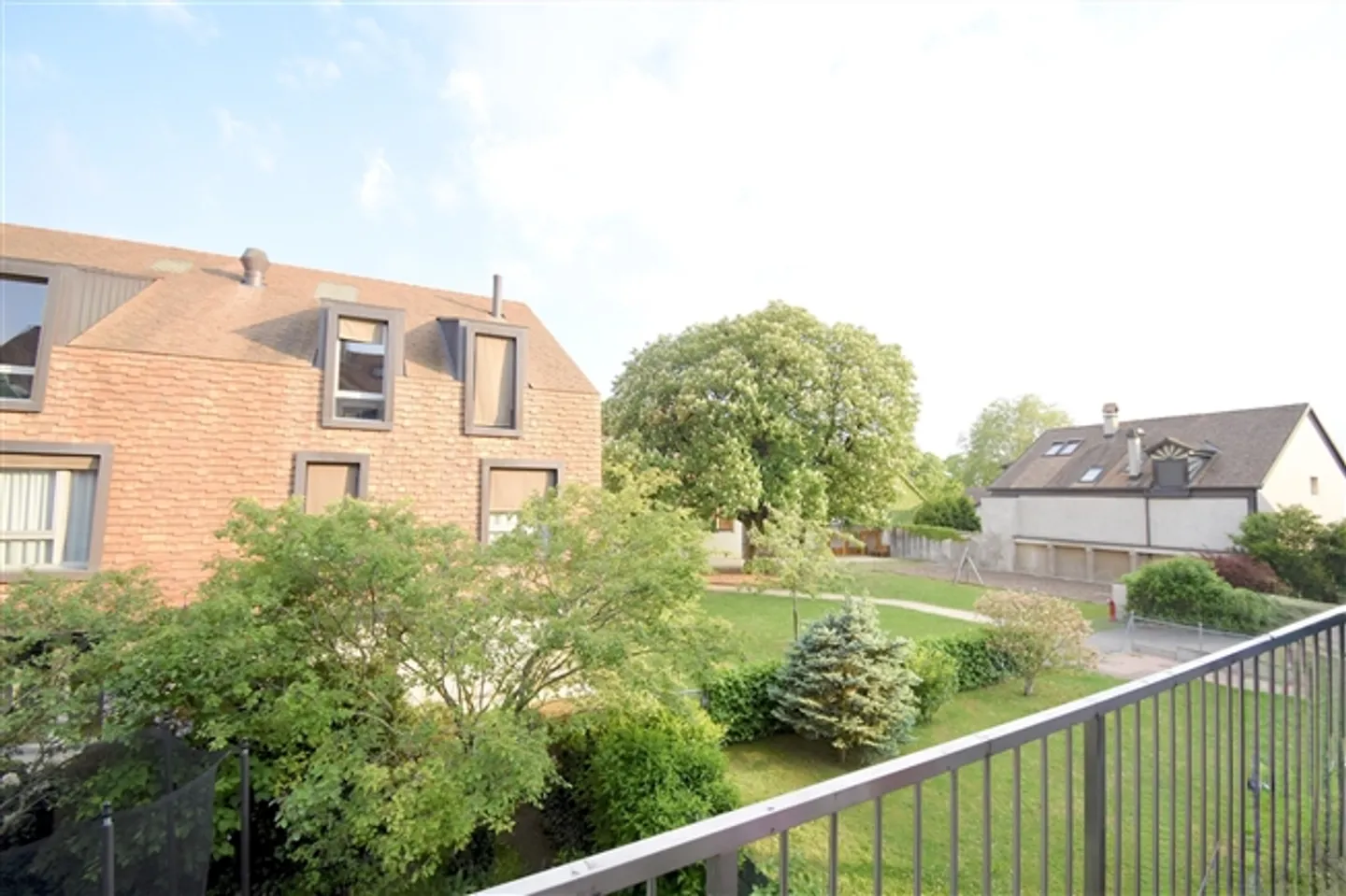 Charming Family Triplex in the Heart of Lavigny – 140 m² over Three Levels - Photo 1 of 10