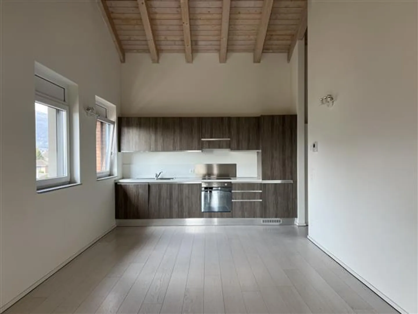 Helle 3.5-Zimmer-Wohnung in Cadro - Foto 2 von 10
