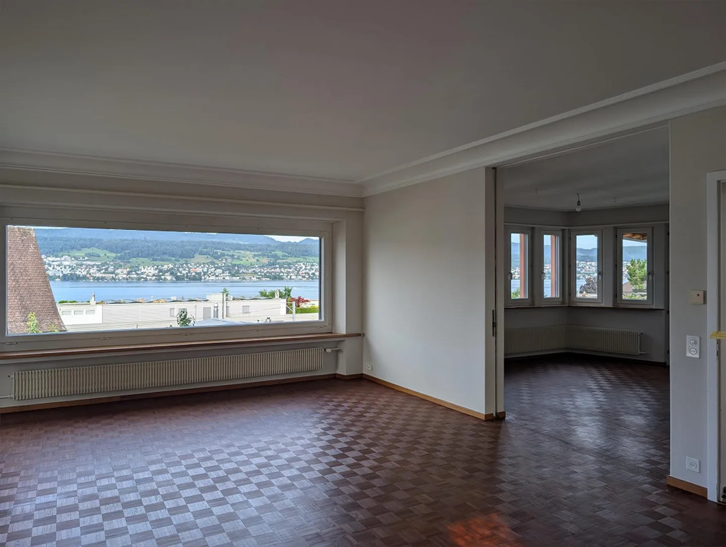 Maison individuelle de 8 1/2 pièces avec vue imprenable sur le lac et la montagne - Photo 12 sur 27