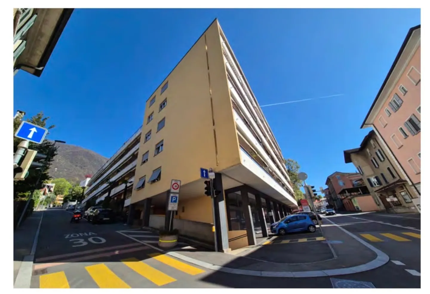 Bright 3-room apartment with balcony in Muralto - Primary residence - Photo 1 of 6
