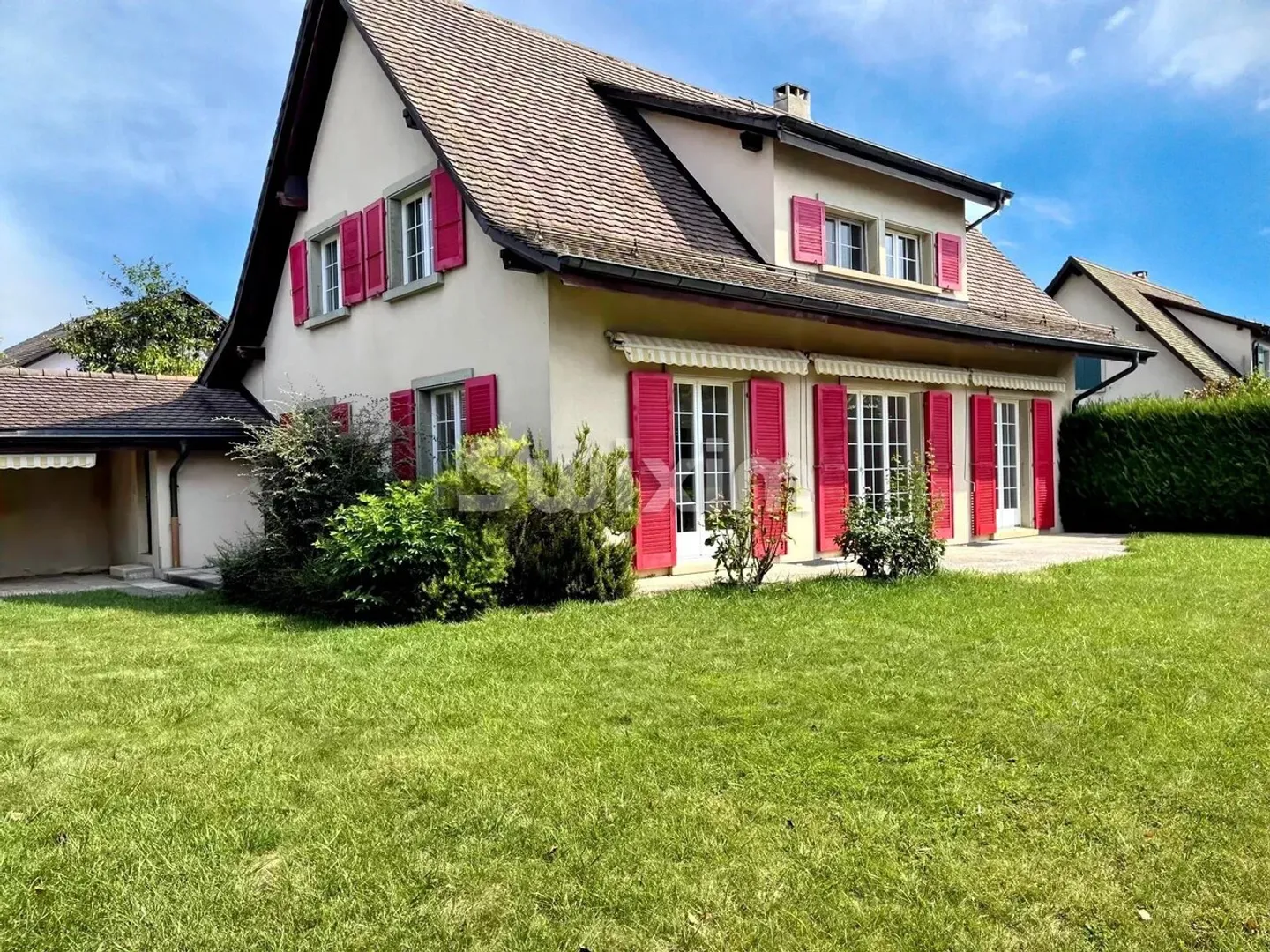 Villa Familiare 6.5 Stanze - Zona Residenziale Tranquilla - Renens - Foto 1 di 7