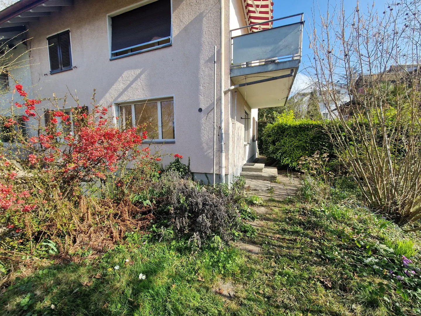 Appartamento 3.5 locali con patio - limitato fino al 30.09.2027 - Foto 4 di 11