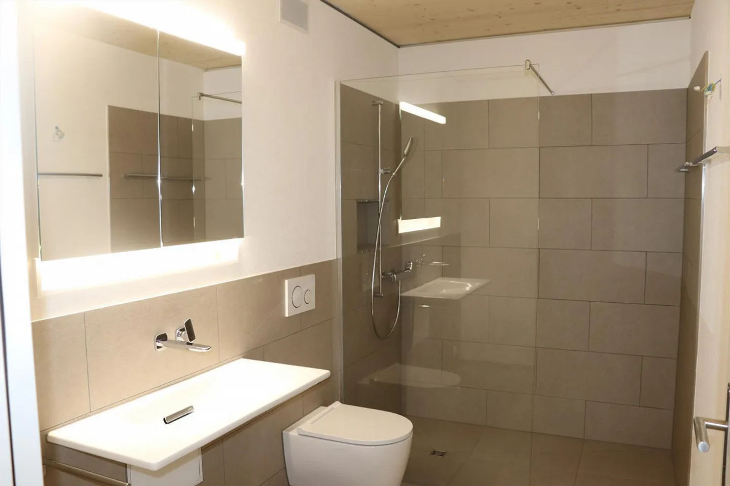 3.5 Zimmerwohnung an ruhiger, sonniger und zentraler Lage - Foto 5 von 6