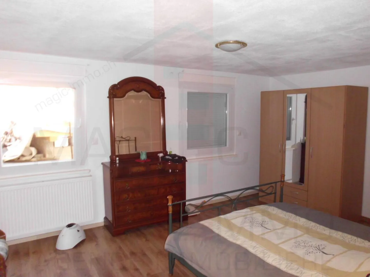 Gebäude im Dorf Fontenais - Foto 4 von 11