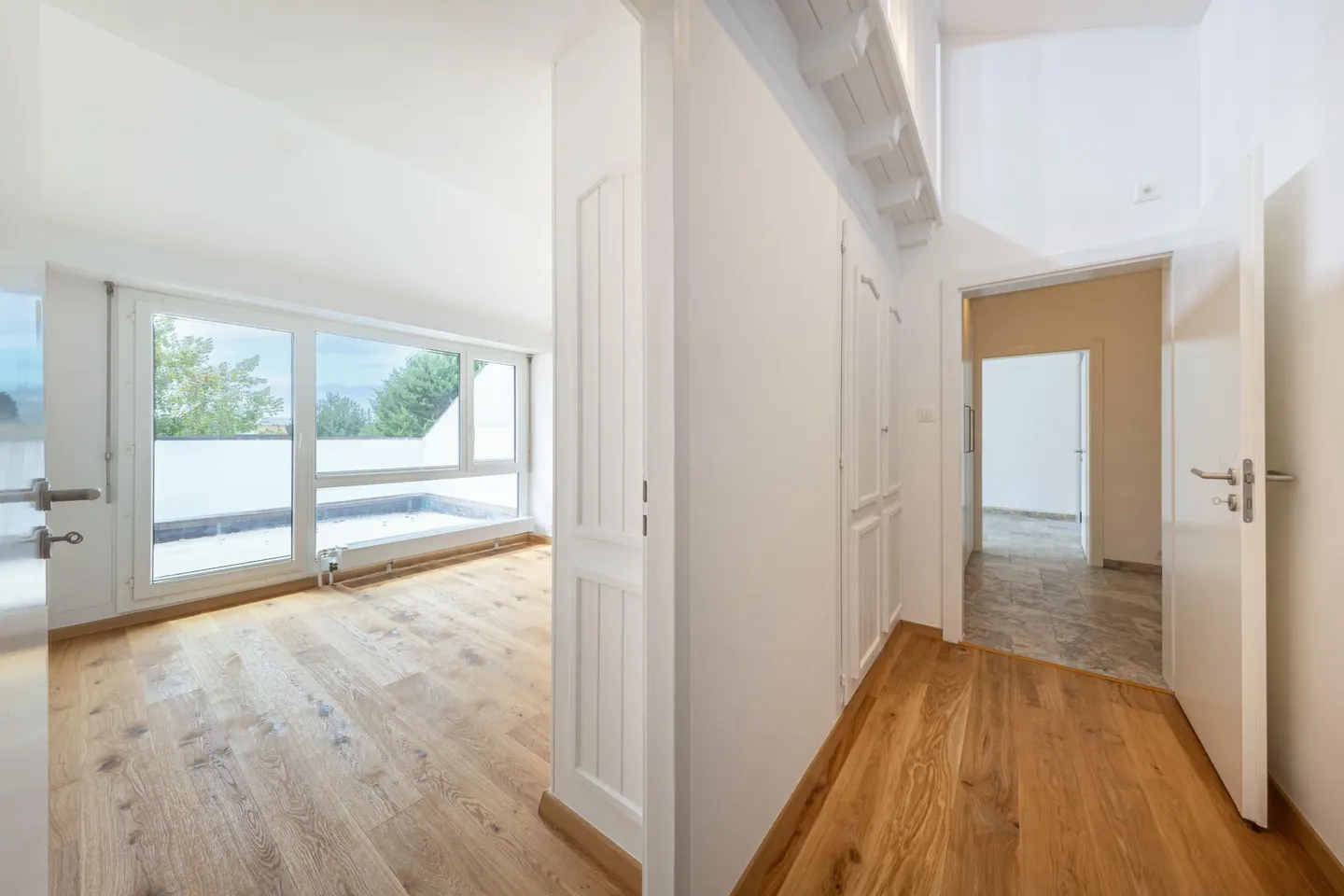 Appartement Charmant Rénové - Photo 4 sur 6