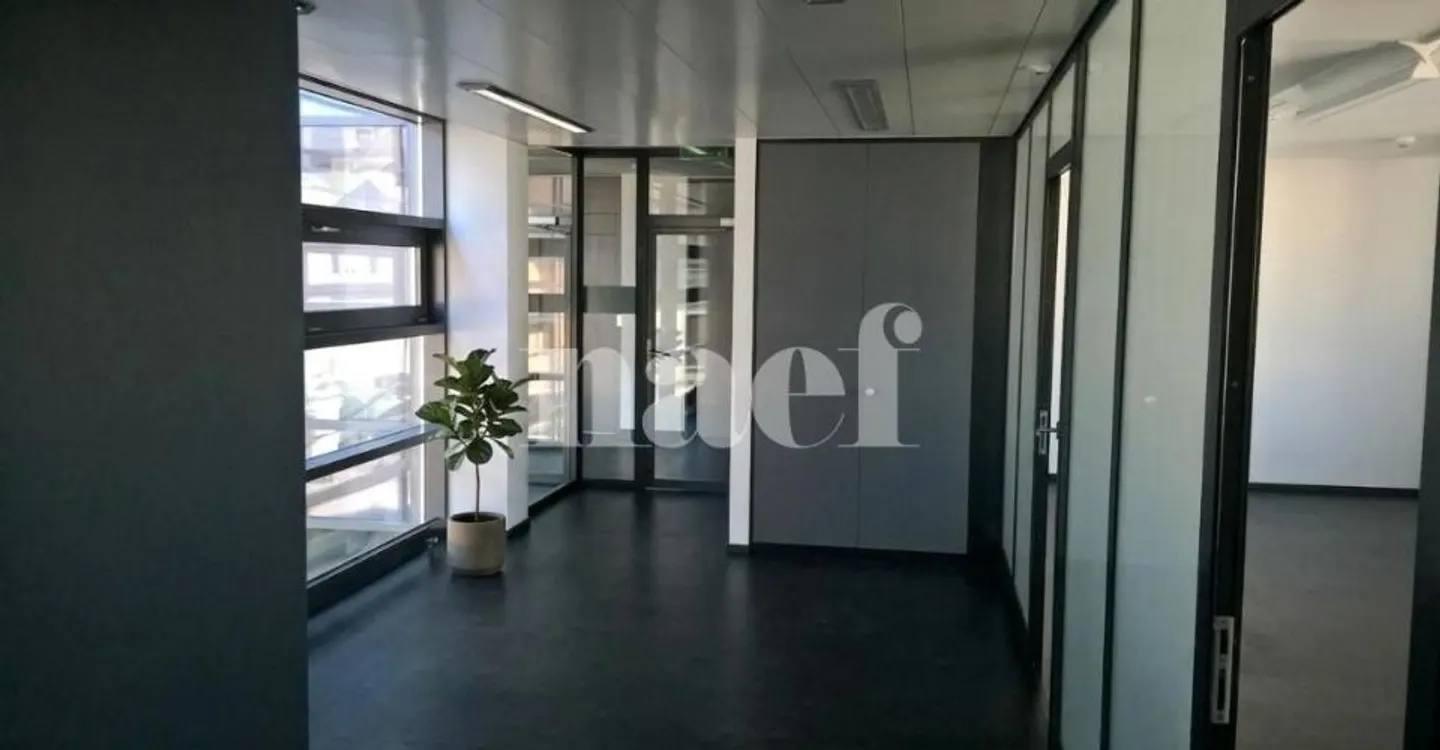 Offices located in the heart of Delémont - Photo 2 of 4