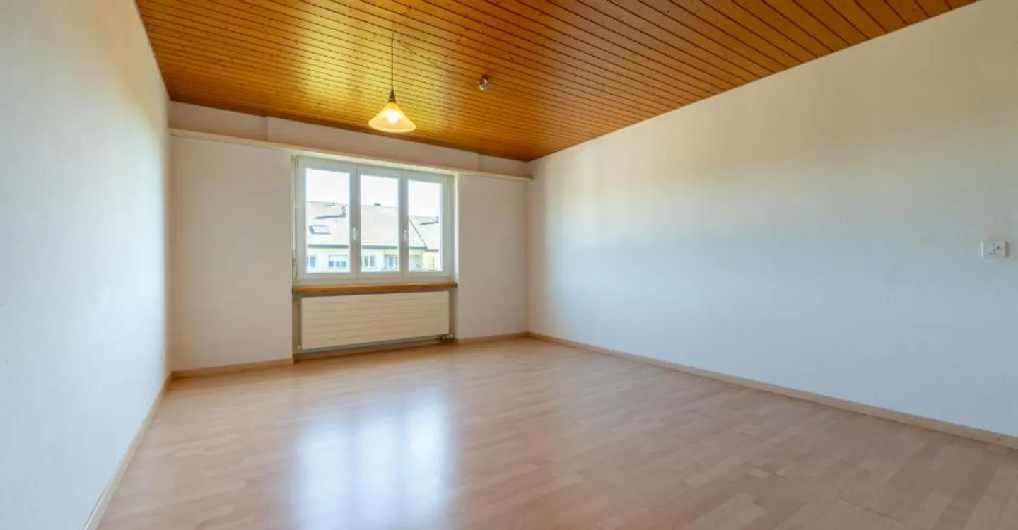 Timeless living quality with light, tranquility, and space - Photo 5 of 8