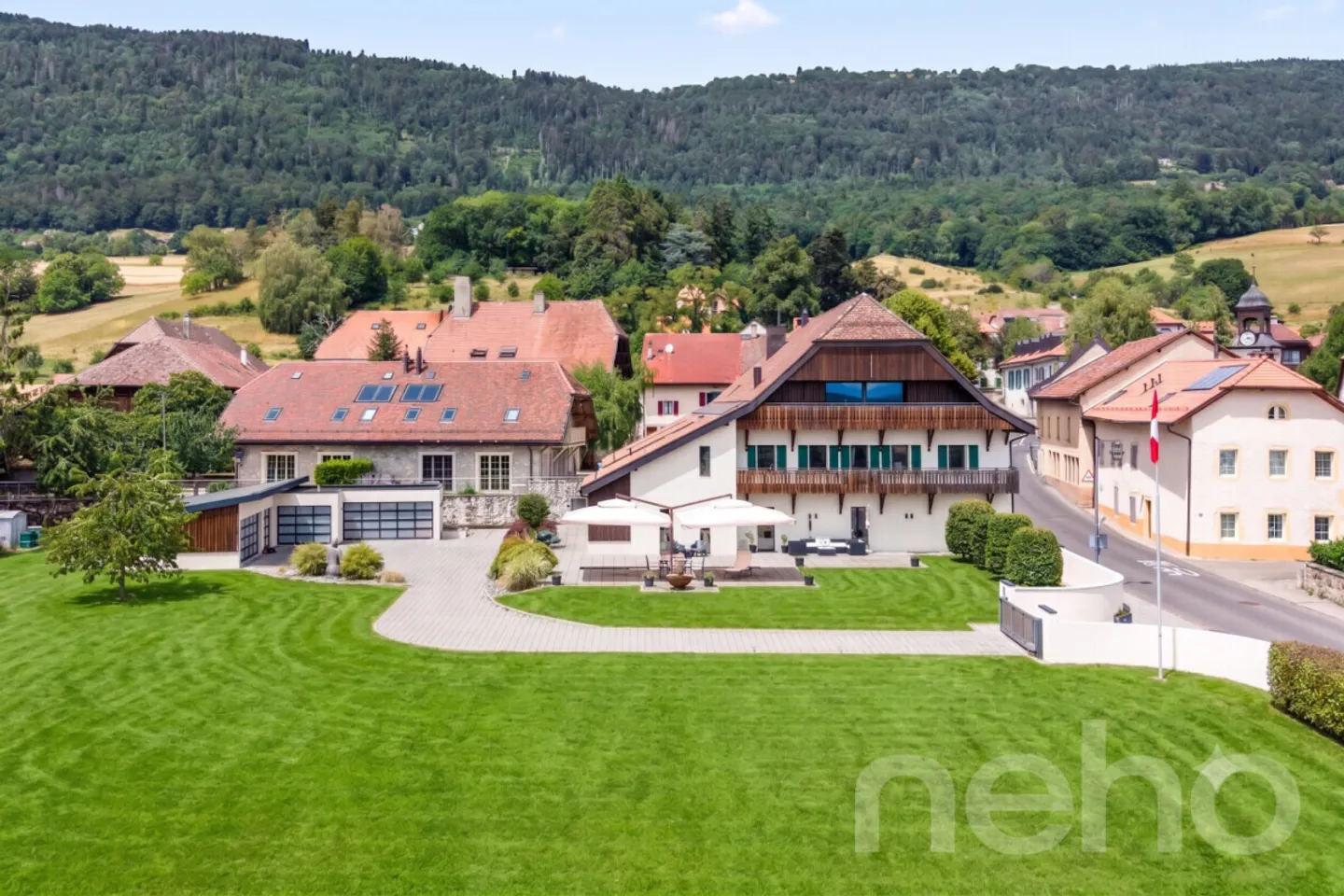 Villa di Lusso a Fontaines - Foto 2 di 12