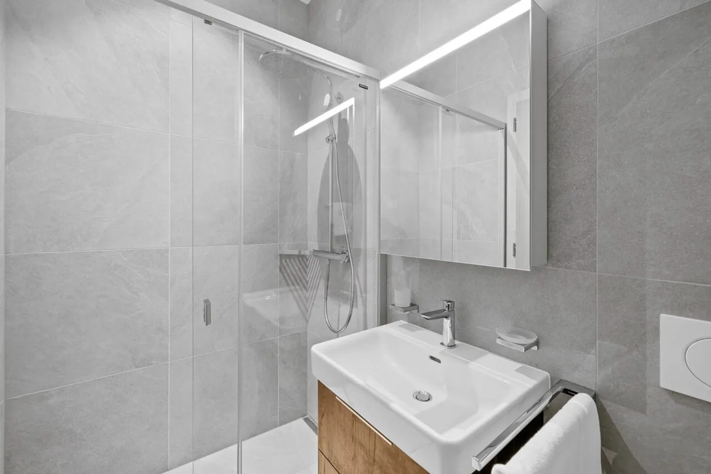 Lot 5 - Appartamento disponibile questo inverno nella Residenza - Foto 4 di 8