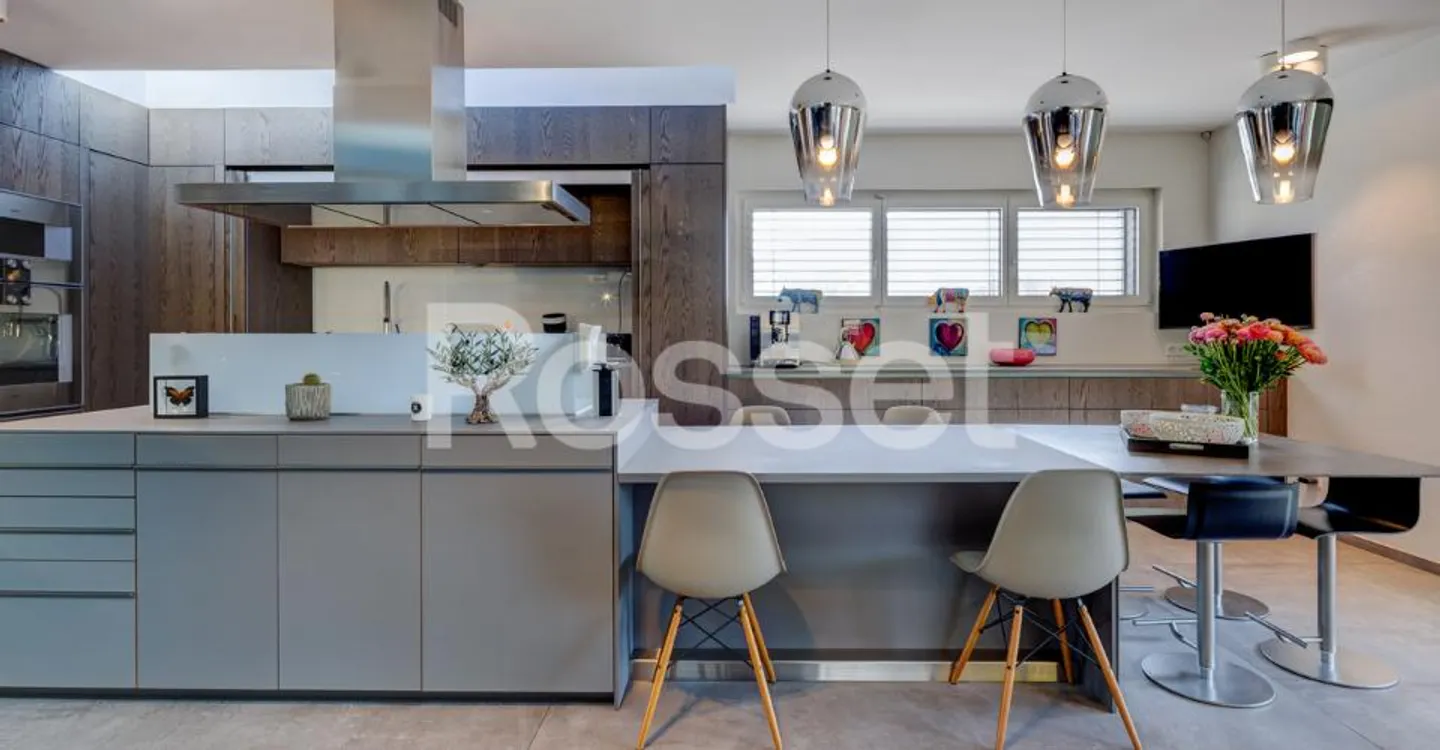 Magnificent New Duplex - High Standing - Photo 3 of 4