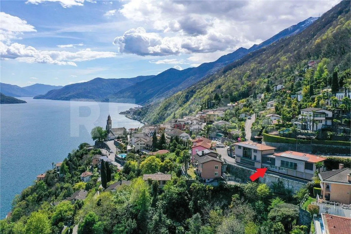 Casa di 5.5 locali rinnovata con vista lago 180° - Foto 1 di 13