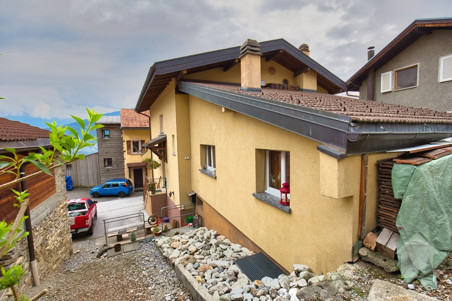 4.5 Room Apartment with Garage and Parking Space, Small Condominium 2 Apartments - Photo 7 of 13