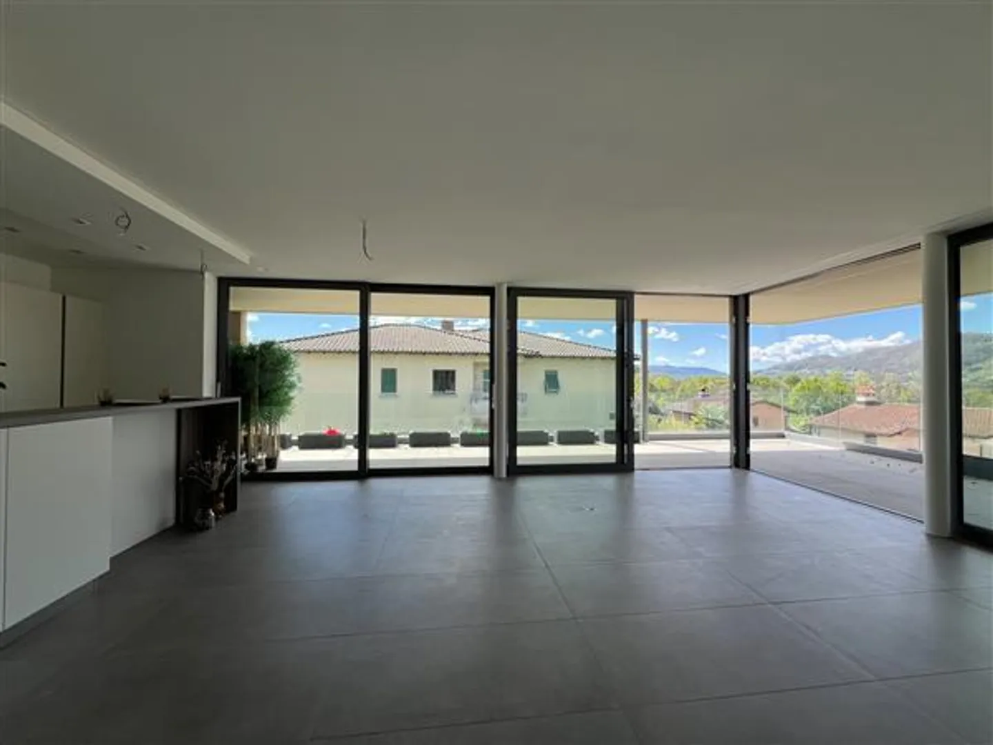 Comano: 3,5-Zimmer-Wohnung - Foto 2 von 10