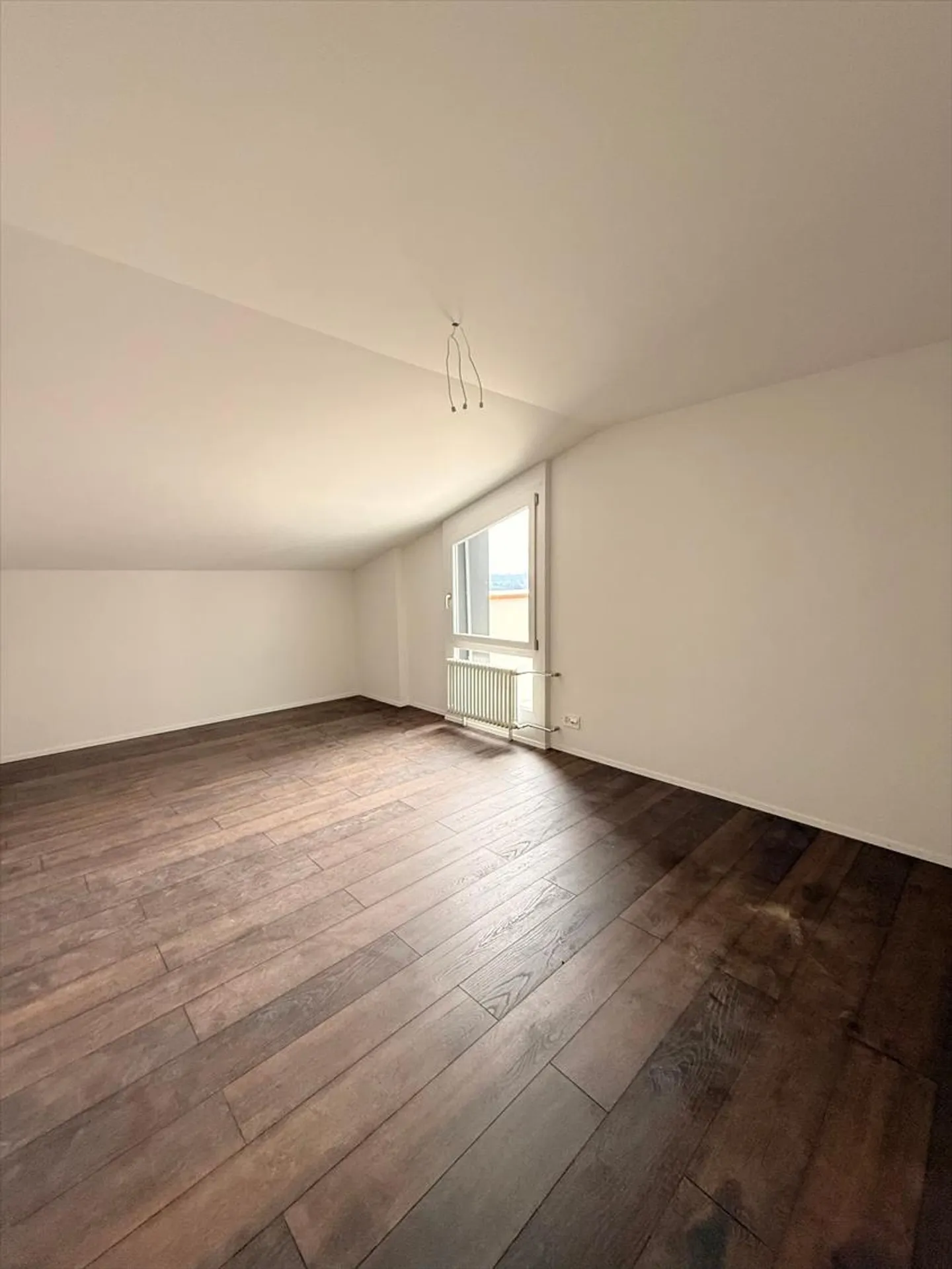 «Moderne 2.5-Zimmer-Wohnung mit Pool» - Foto 5 von 12