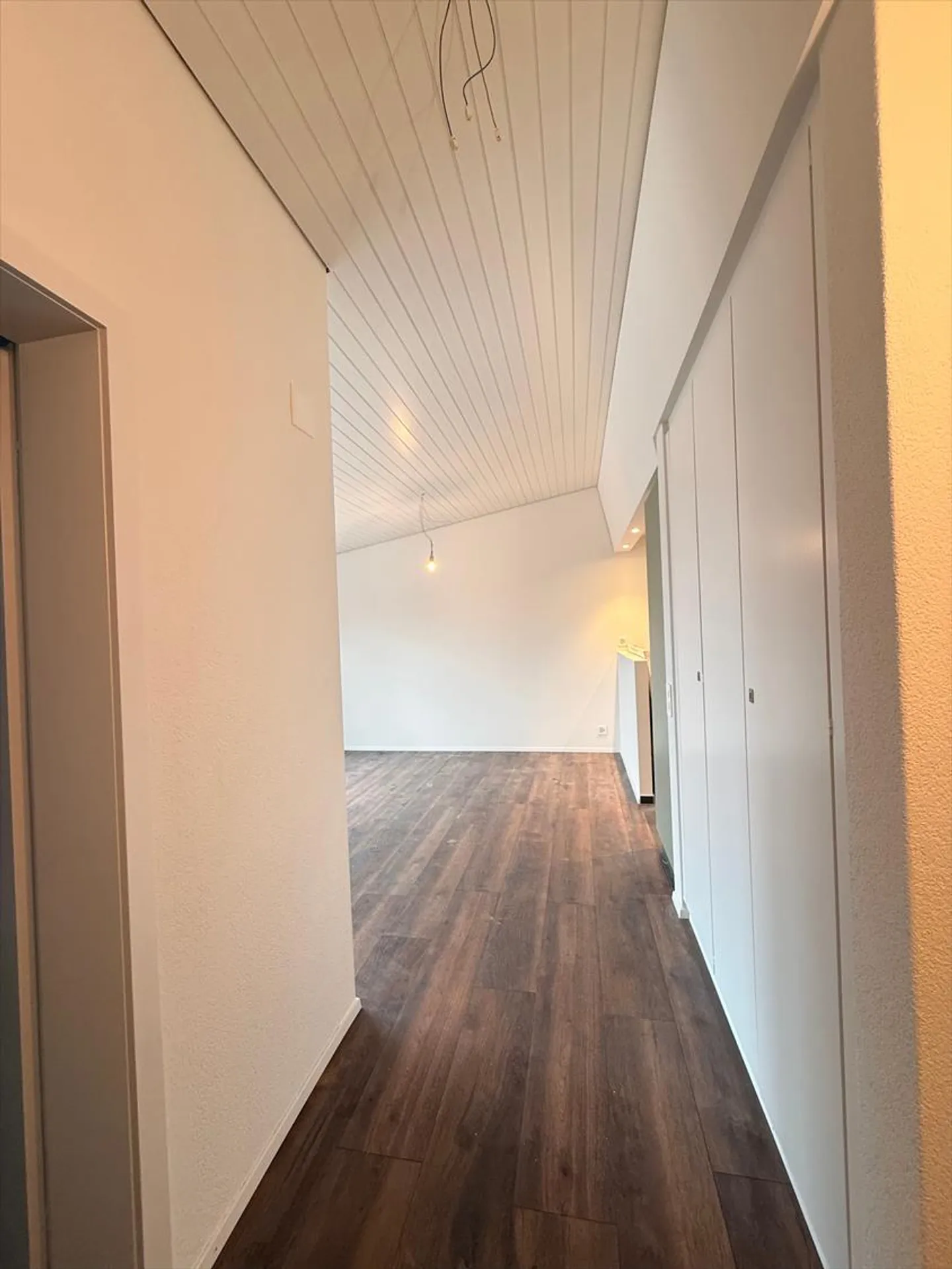 «Moderne 2.5-Zimmer-Wohnung mit Pool» - Foto 7 von 12